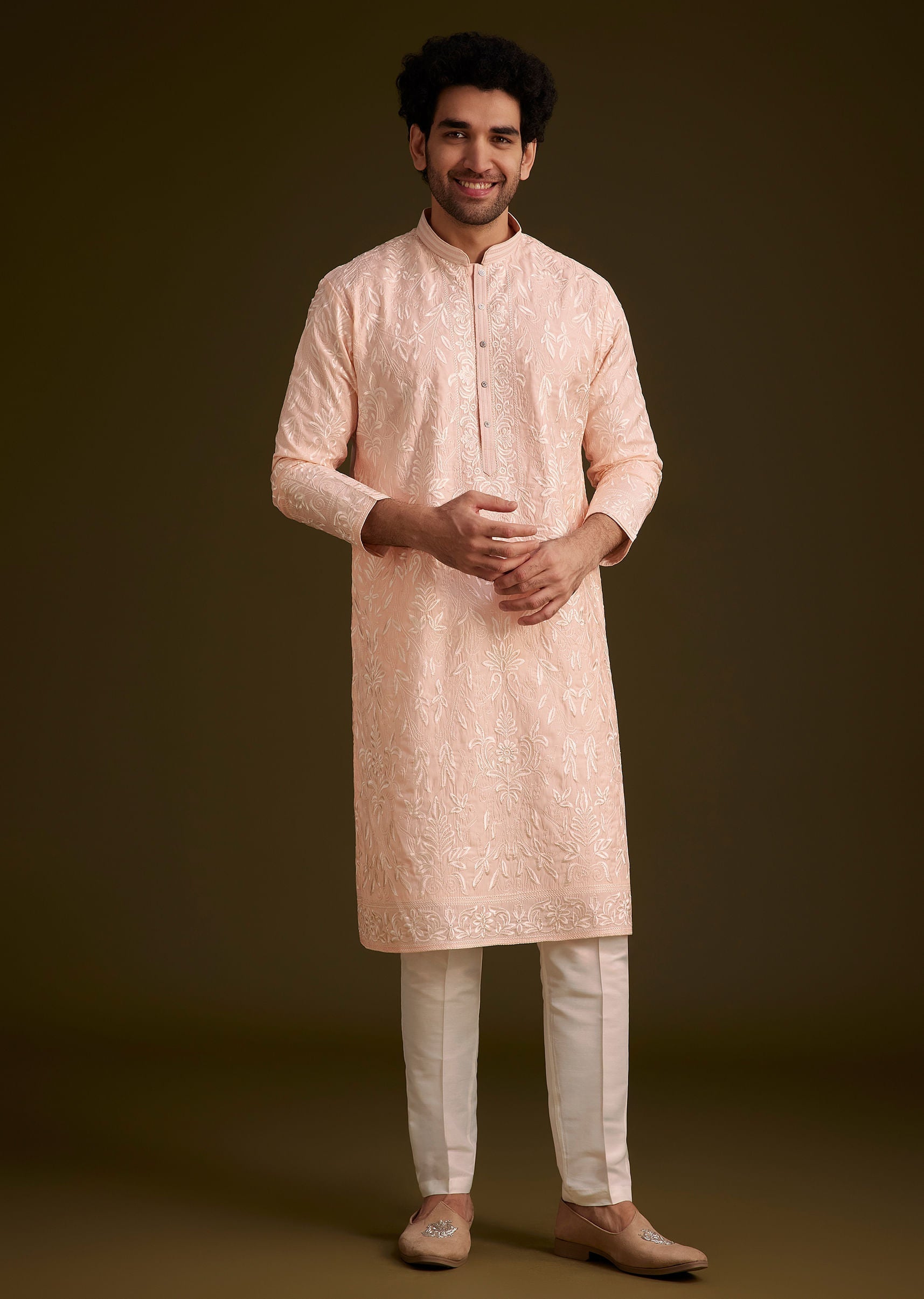 peach_silk_embroidered_kurta_set-sg263351_5_516a2dfe-f4ed-48fa-881e-ec61631c55ff.jpg