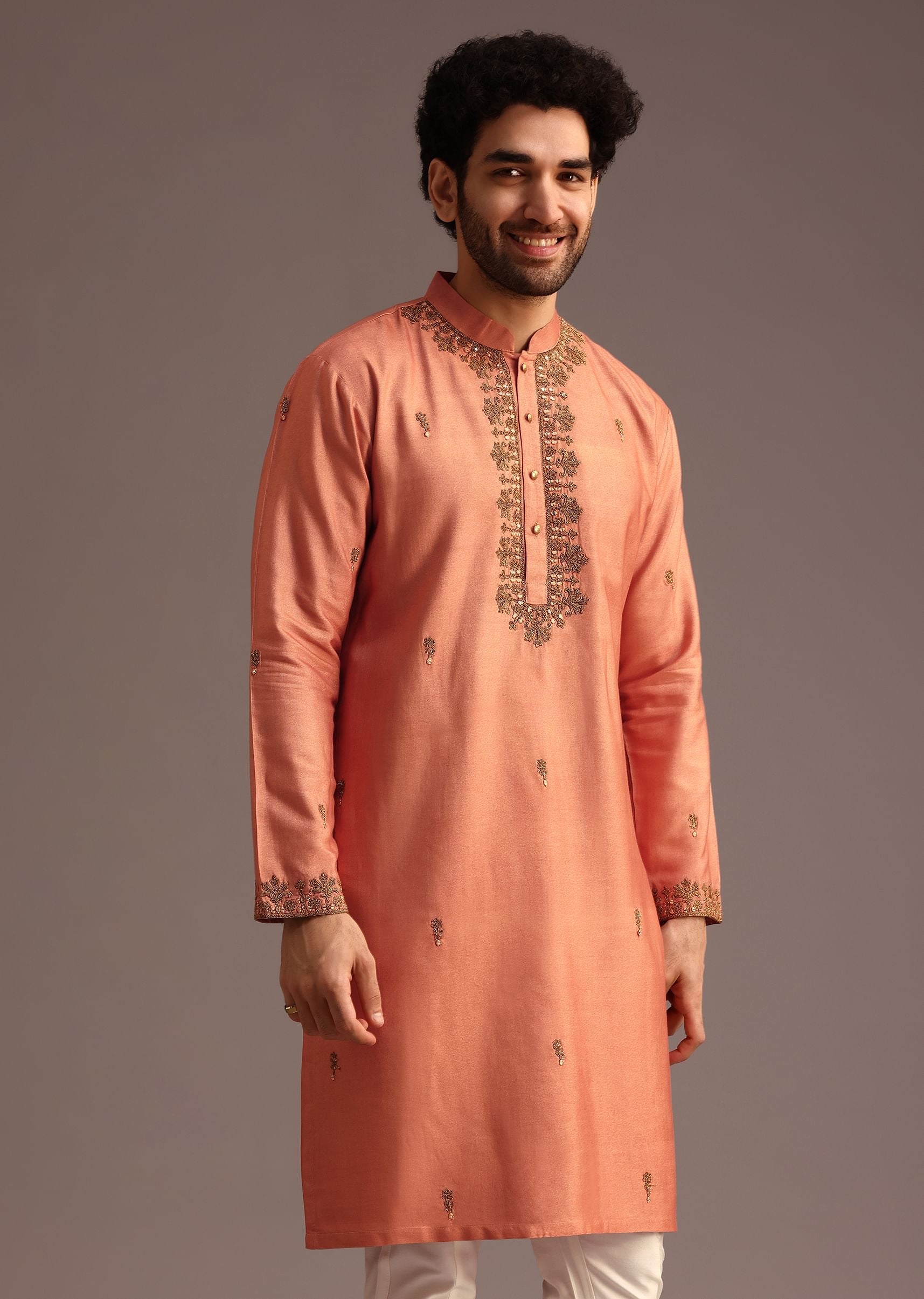 peach_silk_hand_embroidered_kurta_set-sg233796_5_dd198b3d-1e65-47c0-88c3-ca8adc163426.jpg