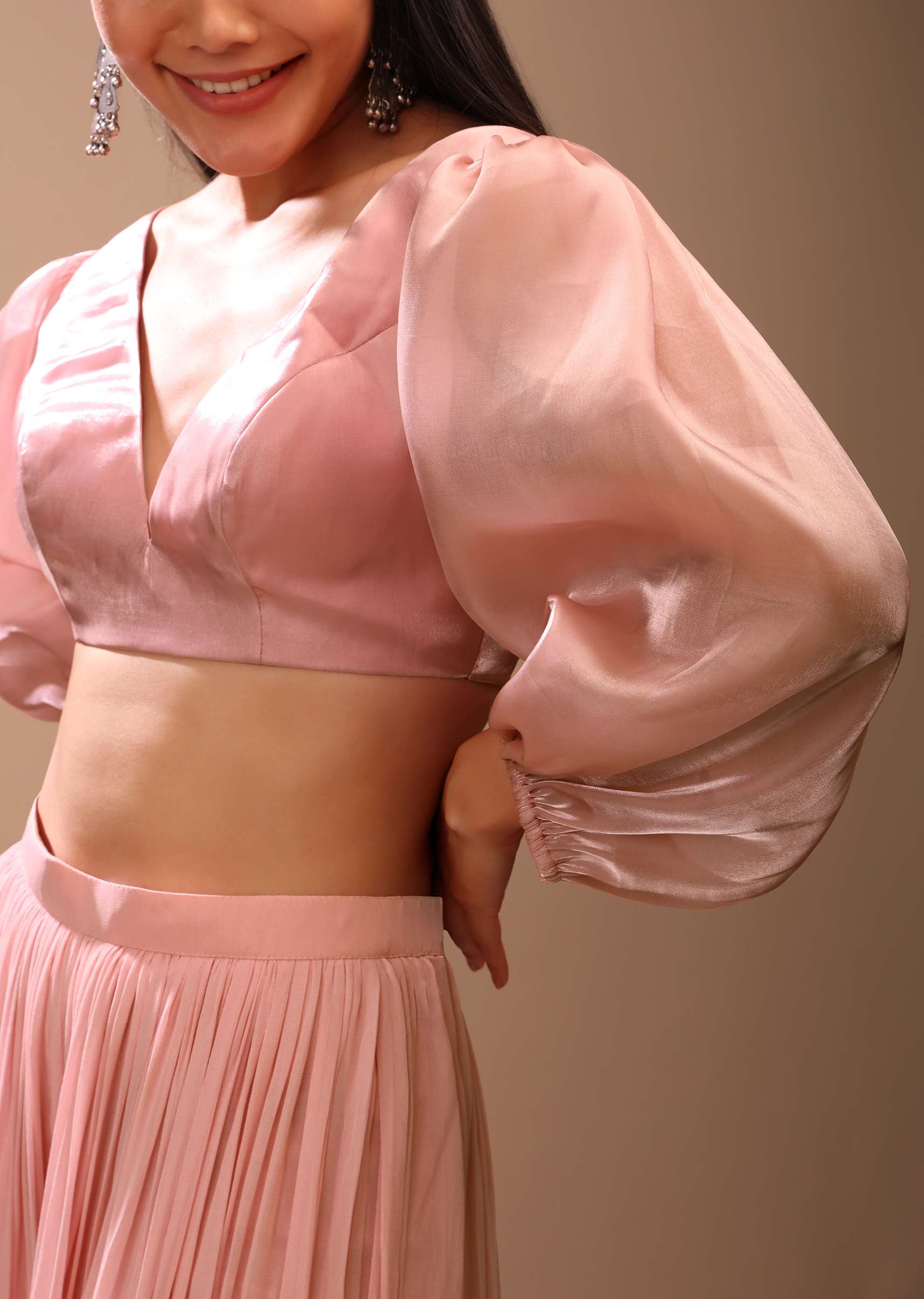 peachskin_blouse-m001bltr08y-sg93830_10_732d39f3-c3a3-4fa7-bcdc-cf8b060f18cf.jpg
