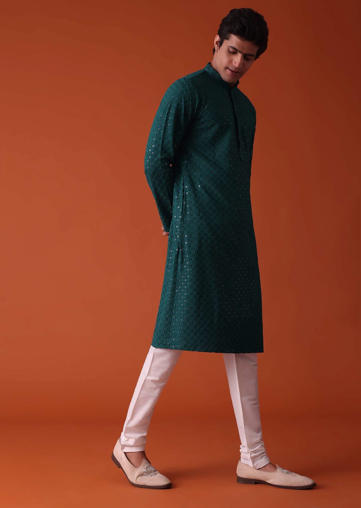 peacock_green_chikankari_kurta_set_in_rayon-sg133009_4_24431560-ac7f-4d62-a3f6-5cd5314071f5.jpg