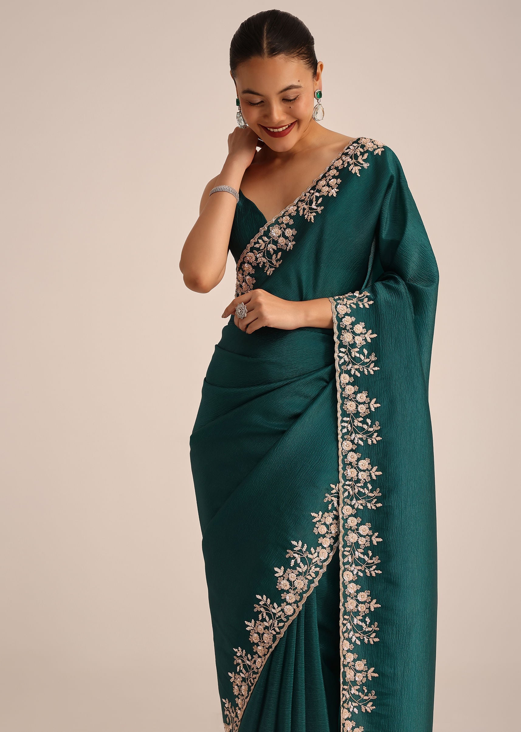 peacock_green_crushed_tissue_saree_with_cutdana_and_sequin_border-sg249050_5_e8fc29ad-357c-4886-9c30-12a68820e429.jpg