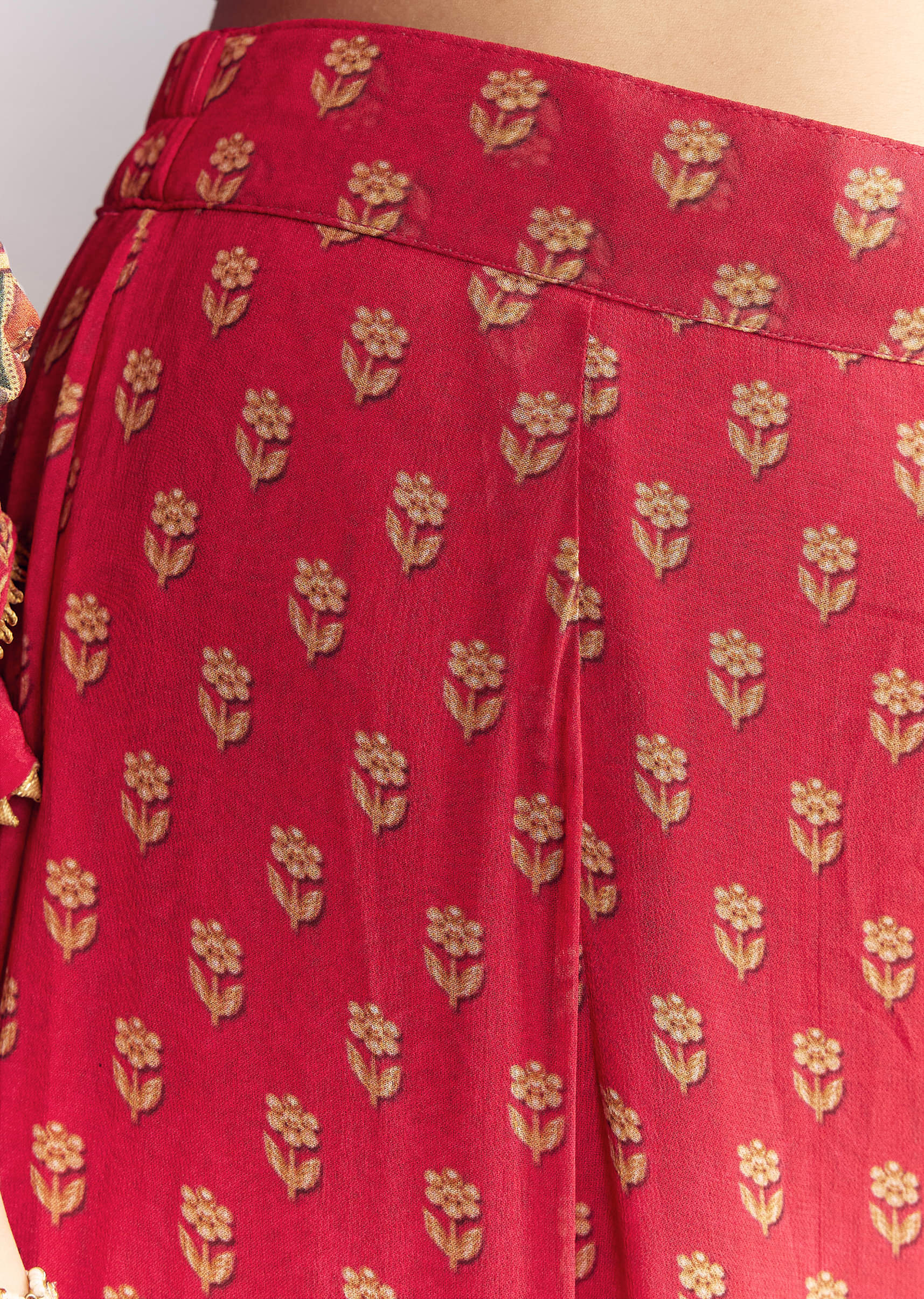 pink-crepe-sharara-suit-with-floral-print-and-stone-work-sg345158-6.jpg