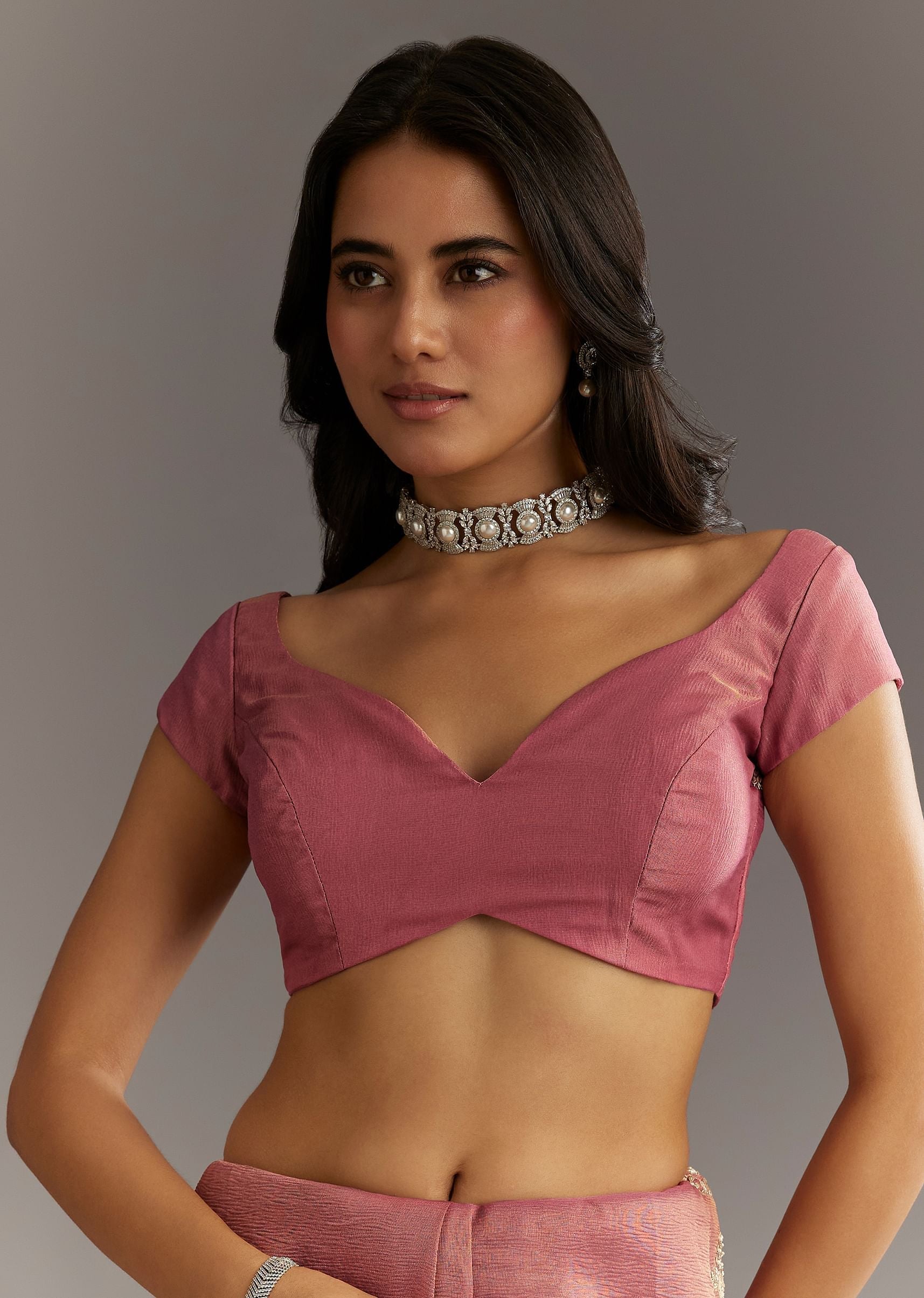 pink-crushed-tissue-floral-embroidered-saree-with-cutdana-an-sg283247-7_bd7d2fea-49d9-4d18-9a6d-623152679f9f.jpg