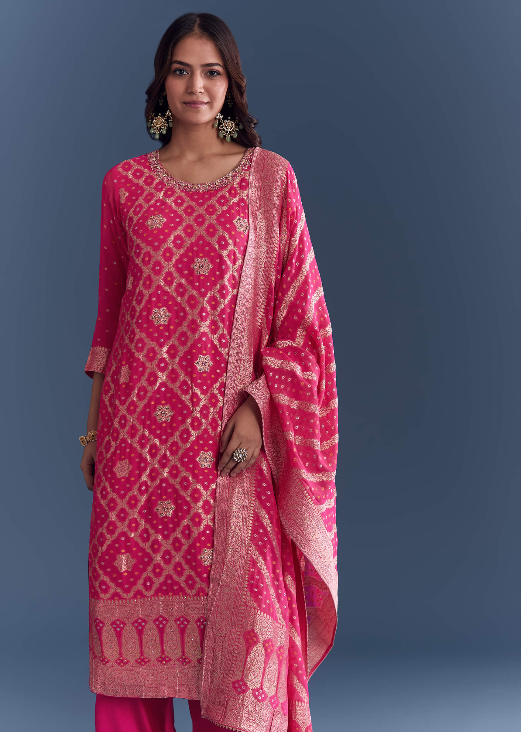 pink-georgette-kurta-set-with-bandhani-print-and-jacquard-weave-sg344171-4.jpg