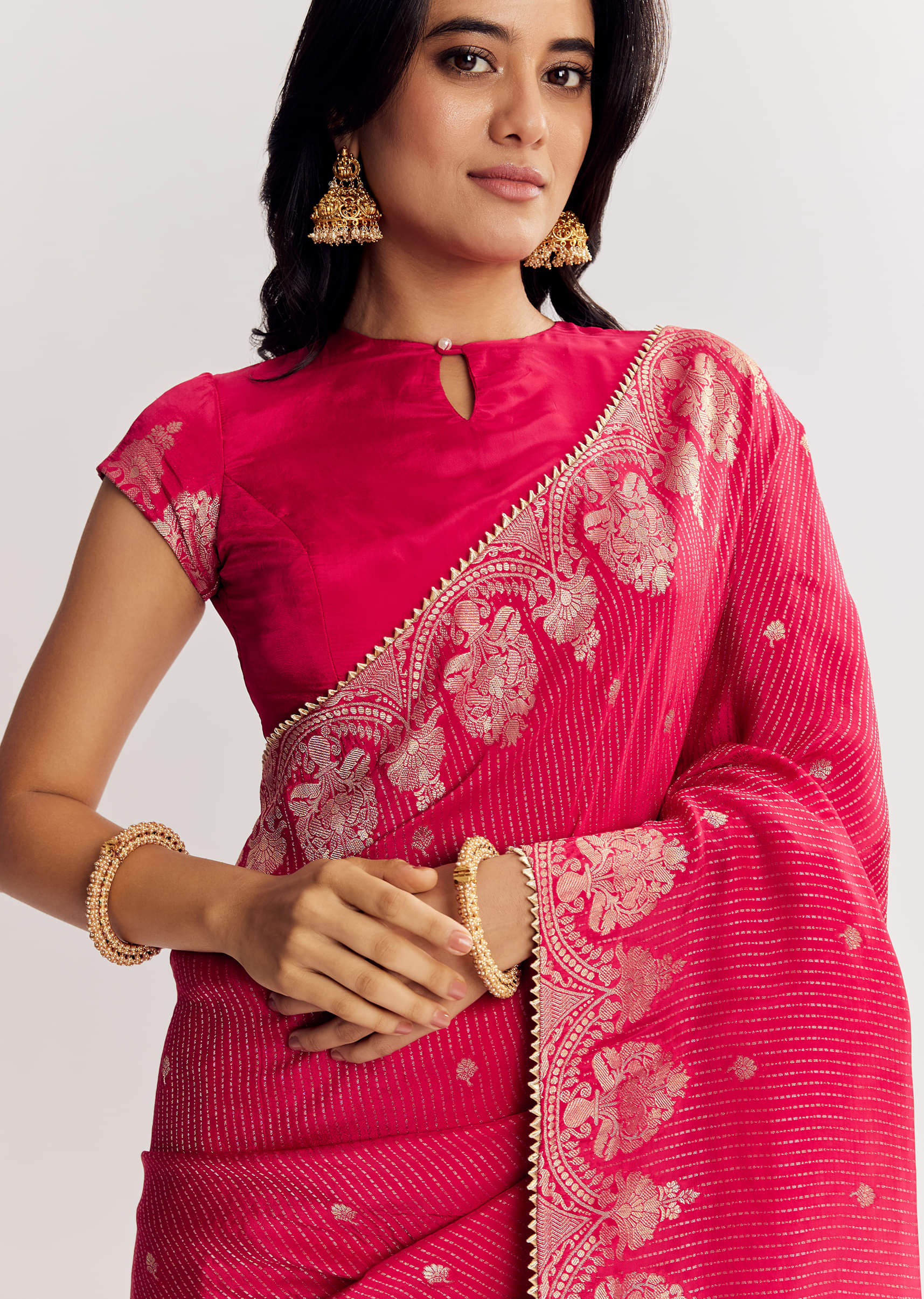 pink-georgette-lurex-saree-with-brocade-butti-and-gota-patti-border-sg316248-3_298f4d1d-bf1c-4dc4-afbe-82a5e4bcd772.jpg