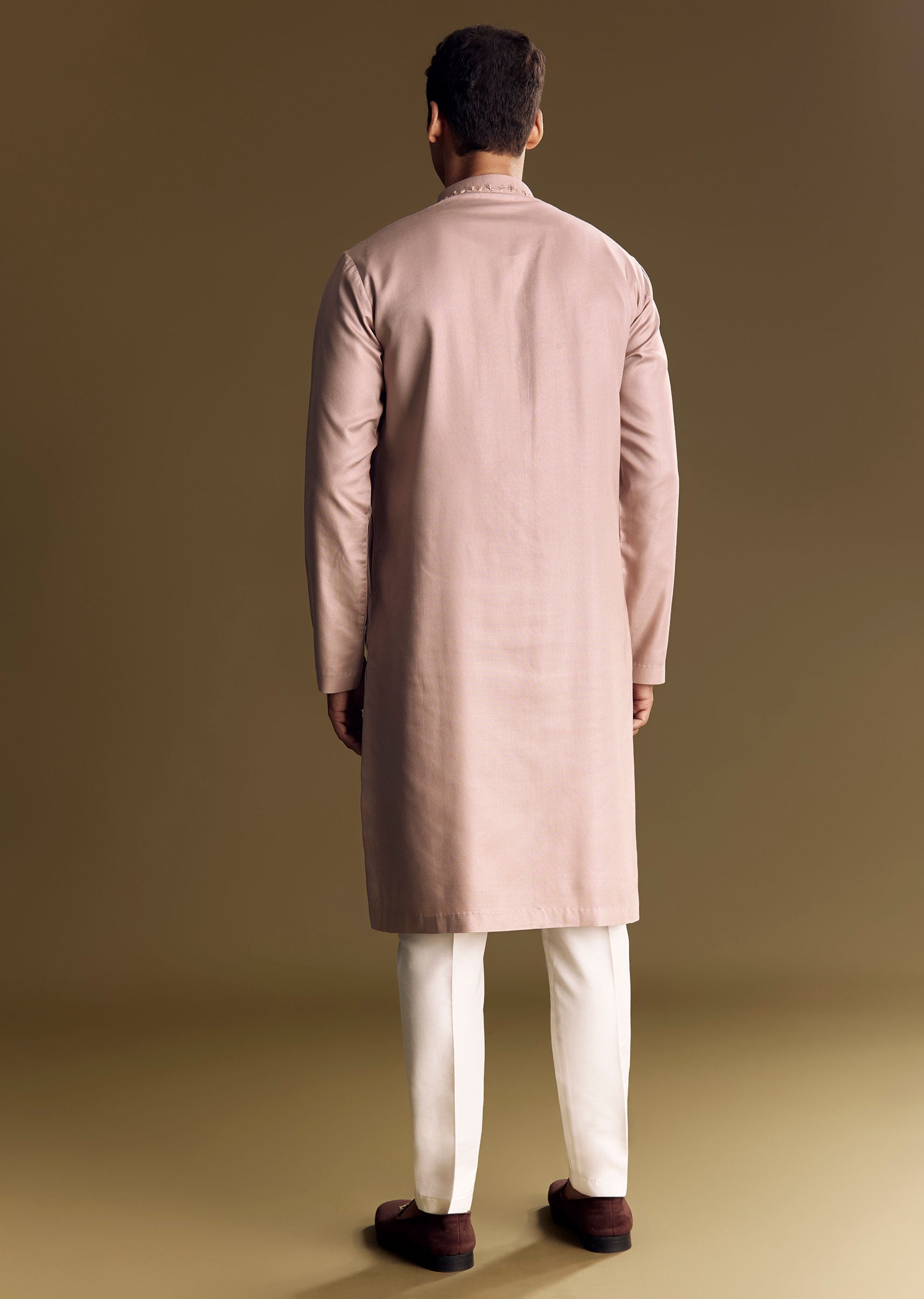 pink-modal-kurta-set-with-thread-work-sg322084-5_7330b704-6bbf-4506-8350-69c511556800.jpg