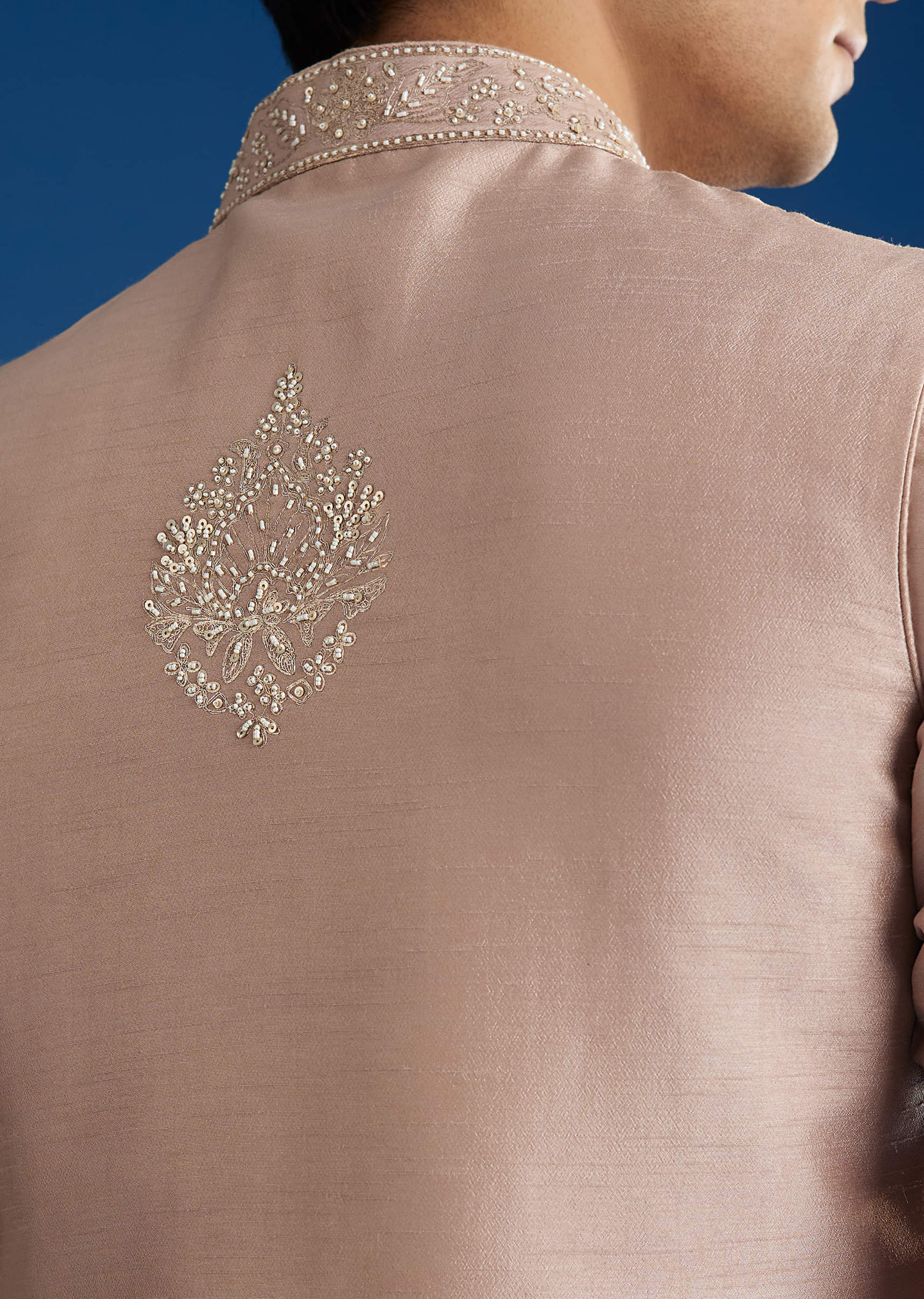 pink-rawsilk-jacket-kurta-set-with-zari-sequins-and-cut-dana-sg323424-4_ccd454c8-96a6-48de-a5ad-53ea1504e249.jpg