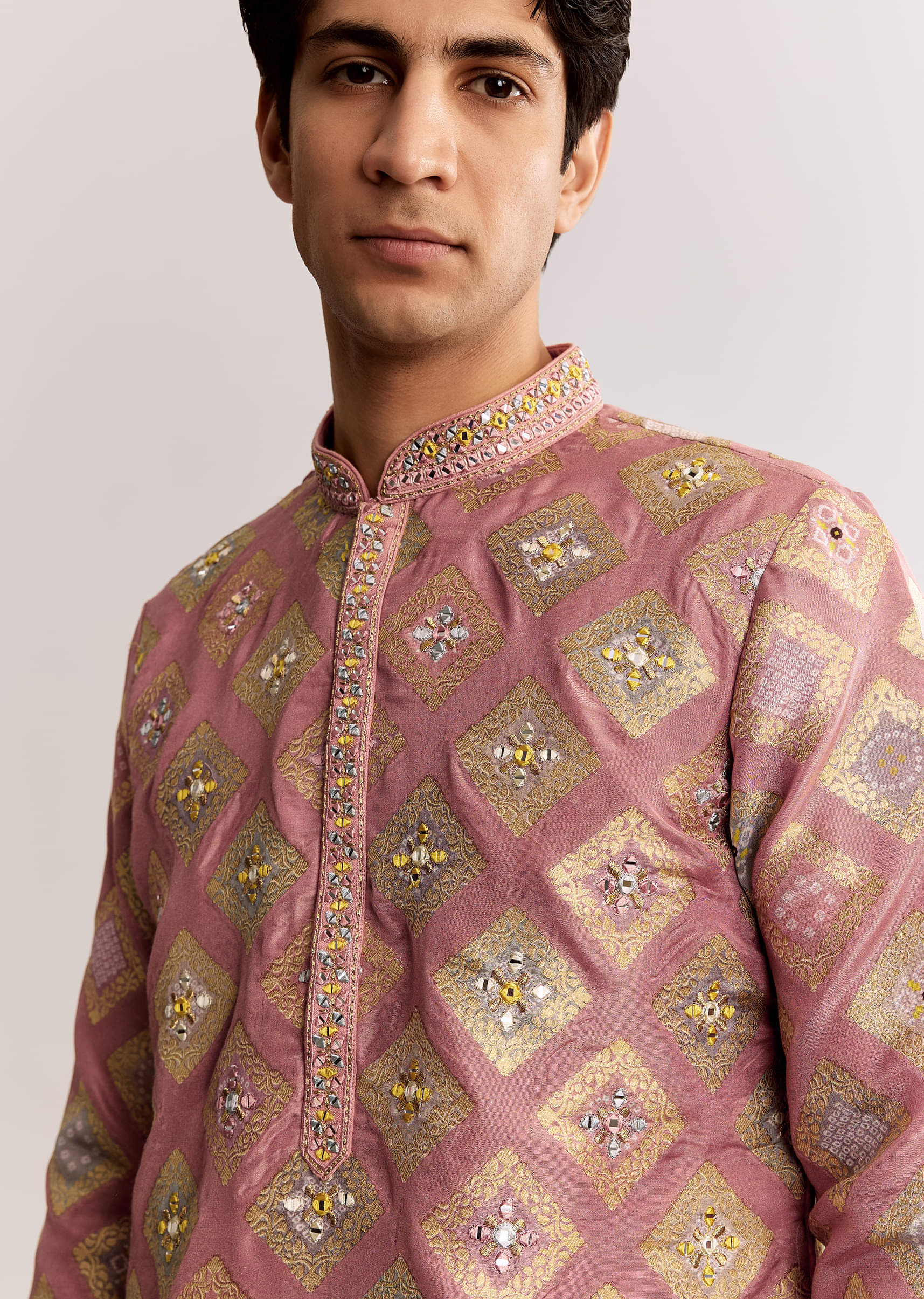 pink-silk-kurta-set-with-mirror-geometric-print-sg310353-1_51dddbe6-0012-4276-86ba-07205f30b182.jpg