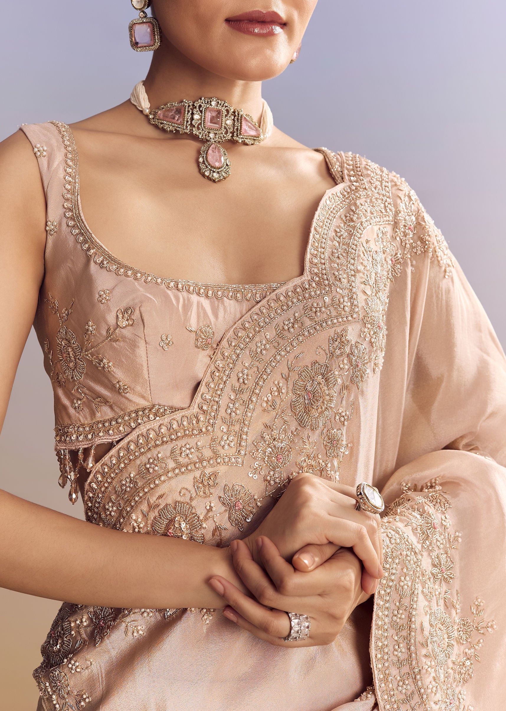 pink-tissue-saree-with-scallop-border-sg318990-2_a17c4305-e324-4bf6-860f-5b2b76a43ded.jpg