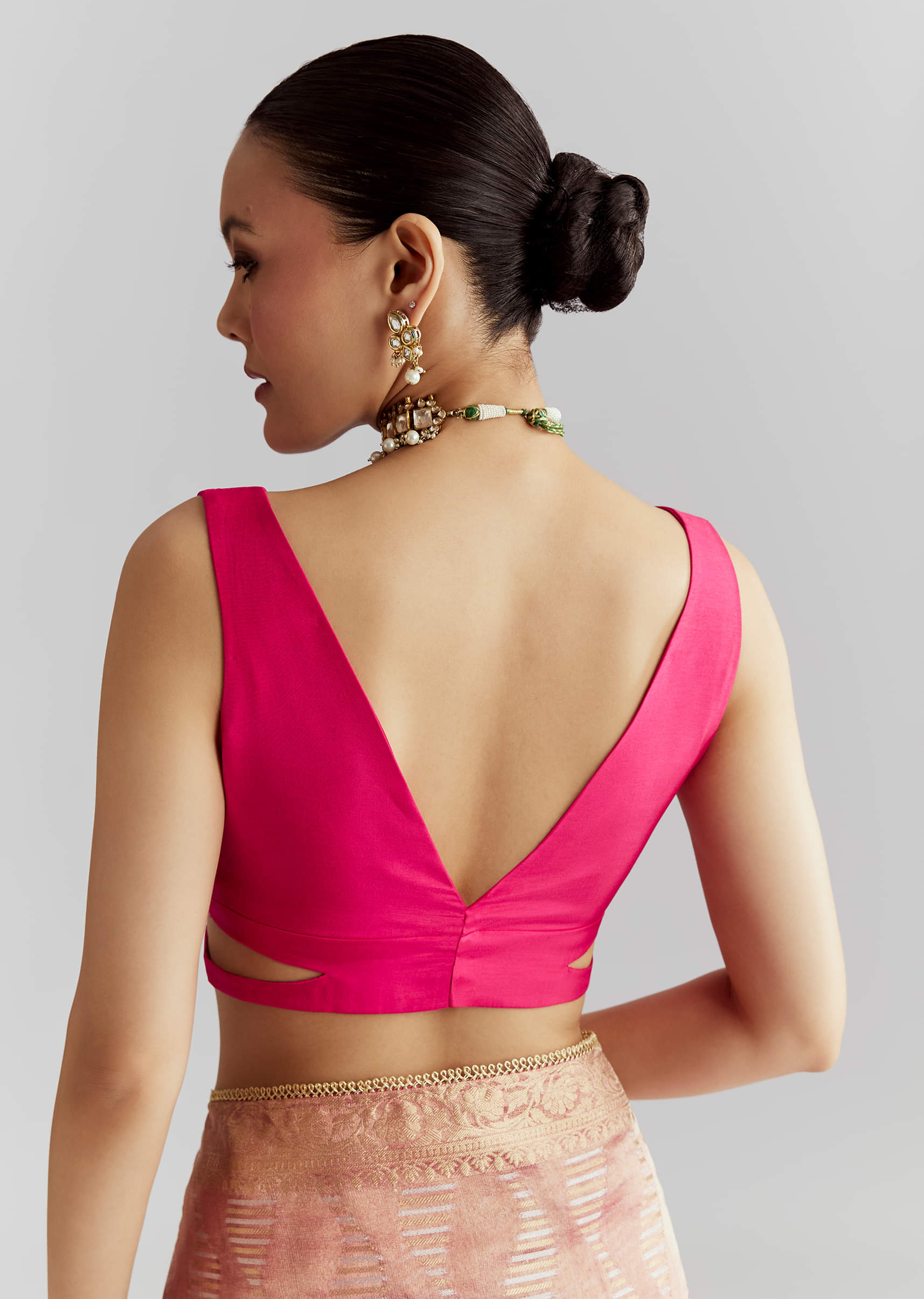 pink-tissue-silk-woven-saree-with-weavy-motif-embroidery-sg351927-8.jpg