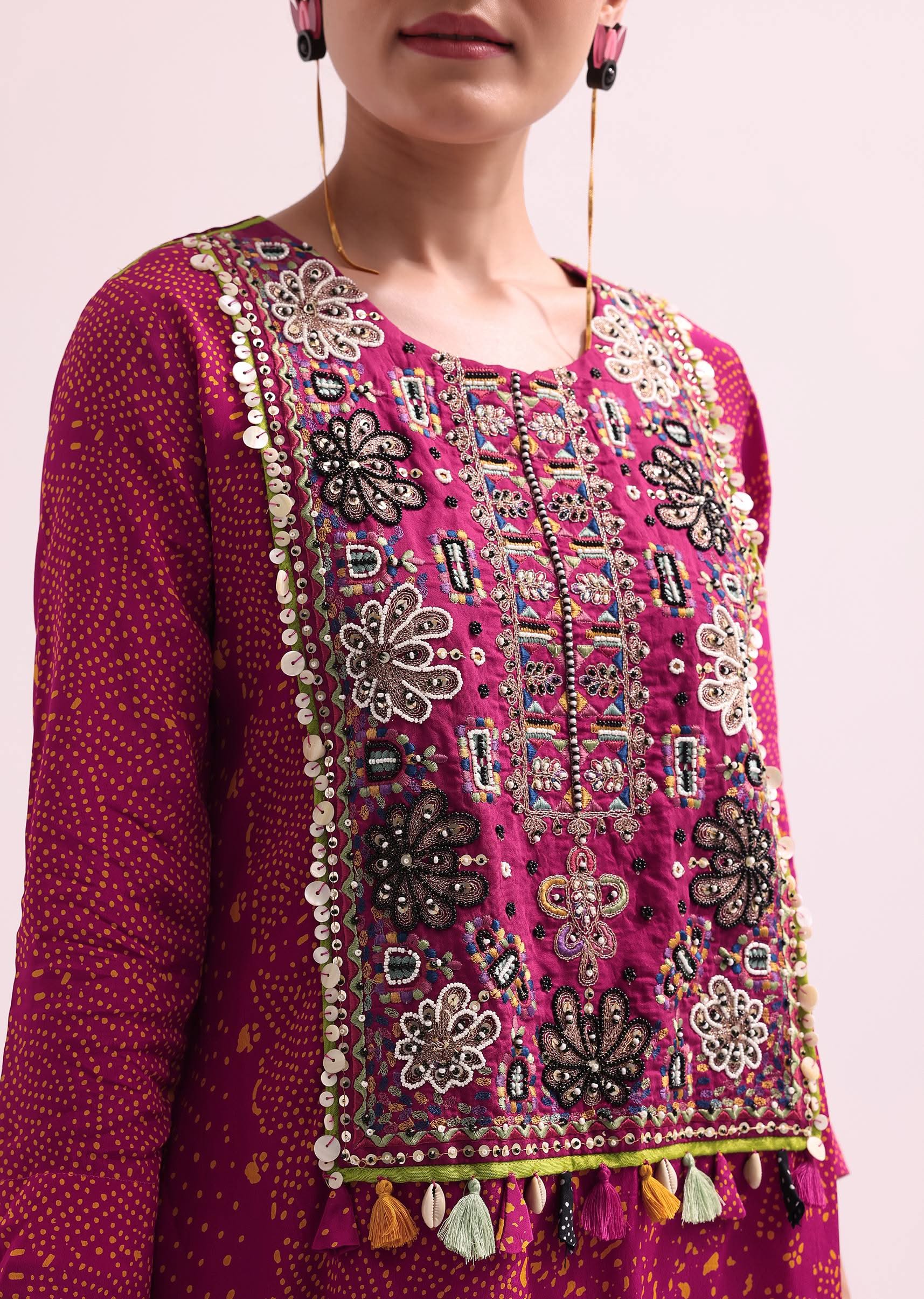 pink_embroidered_kurta_and_pant_set-sg216651_4_b659f1de-4b72-4221-9ade-94a488c4c8a1.jpg