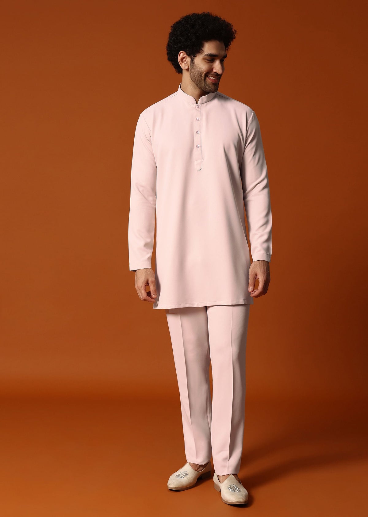 pink_jodhpuri_set_in_resham_work_for_men-sg228494_9_770270f5-c6fb-480d-9a04-69eec07e1918.jpg
