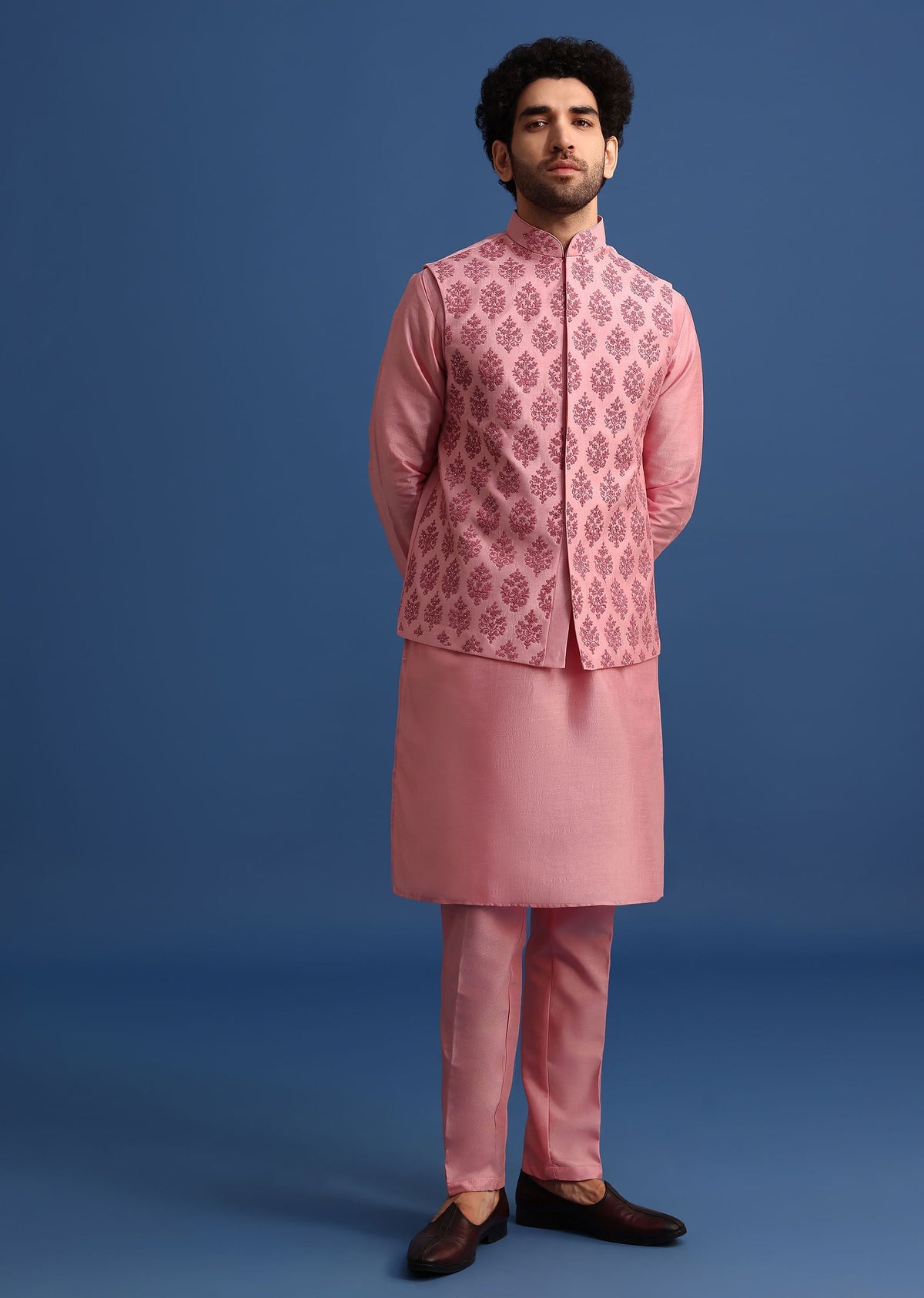 pink_kurta_jacket_set_with_dori_work_and_stone_embroidery-sg245113_8_3394cc16-0b46-4106-9c41-face1949a969.jpg