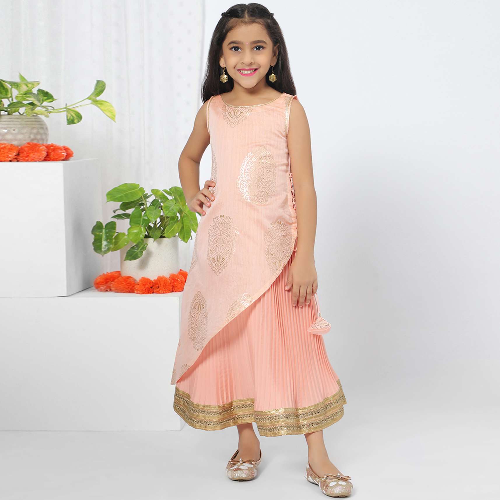 pink_layered_kurta_and_lehenga_set_with_foil_print-m139me021y-sg86448_7_b98b9cfe-7d74-499c-82ce-7c2903673d90.jpg