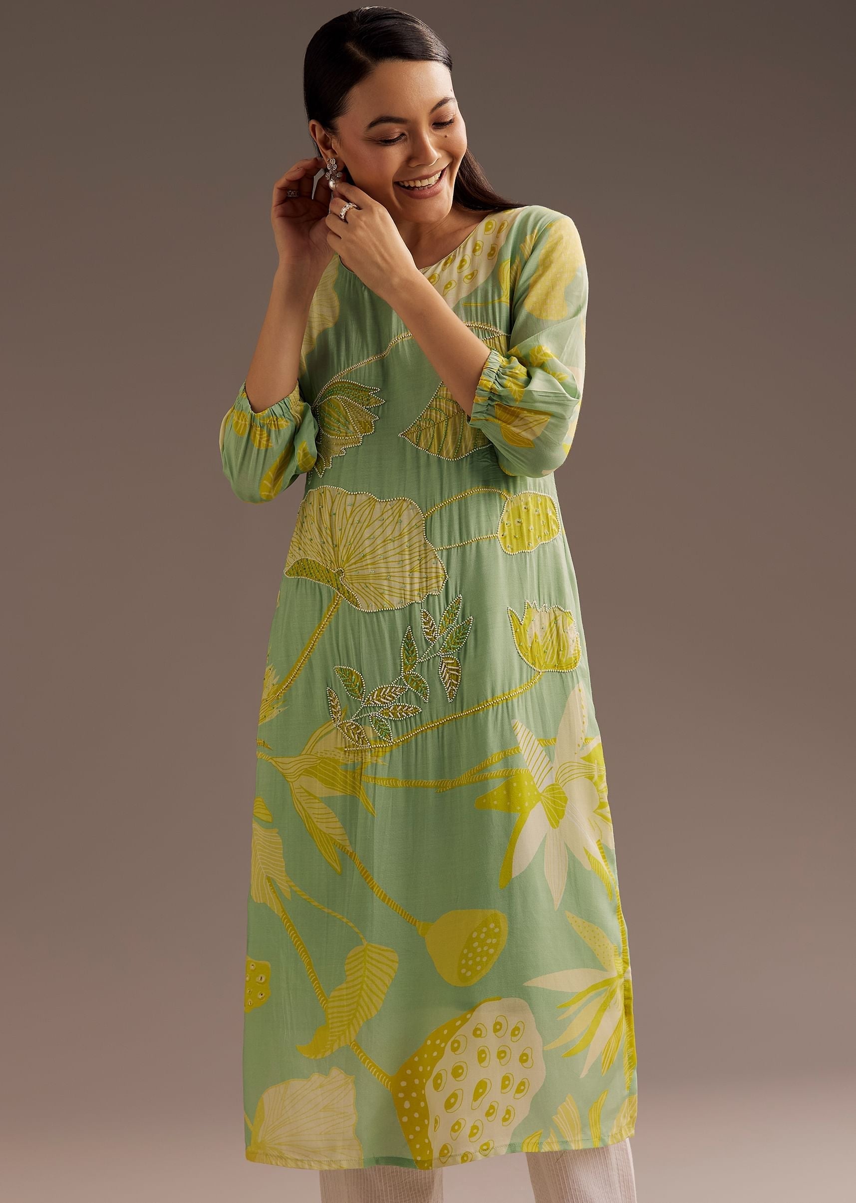 pista-green-floral-print-crepe-work-kurta-sg227400-4_c0ccc573-1827-4b01-8ca4-e9f7203d0456.jpg