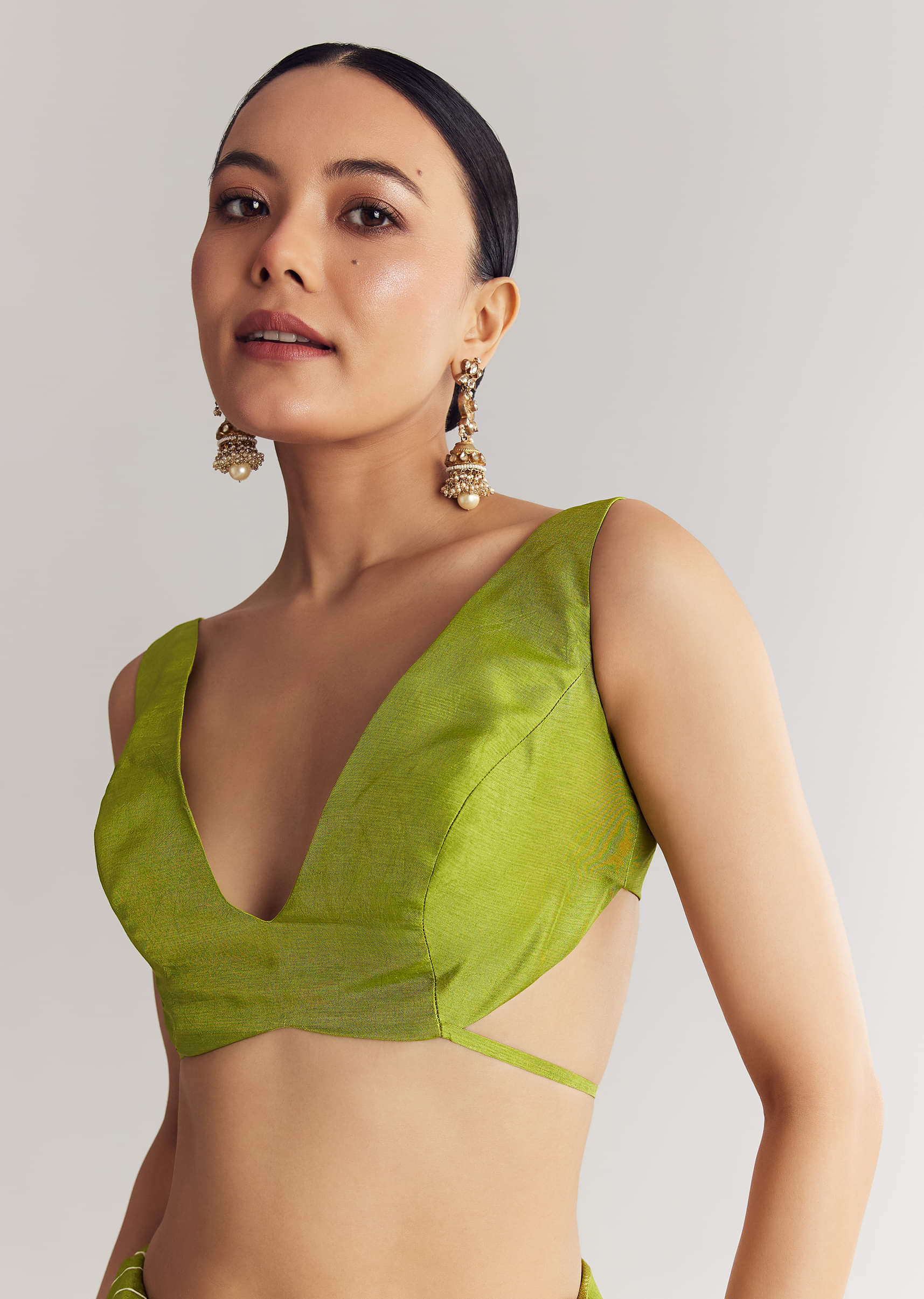 pista-green-saree-with-lehariya-print-and-floral-gotapatti-and-moti-work-sg311925-7_41d5d50e-75af-4b6d-a5ec-5eb655318058.jpg