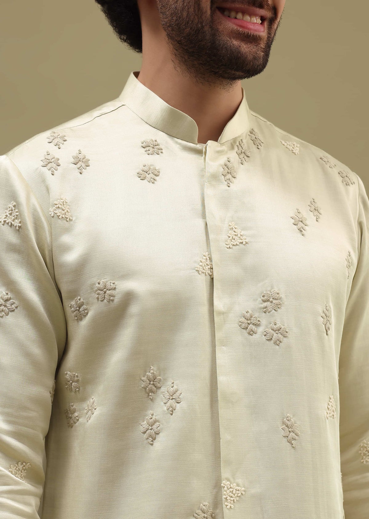 pista_green_bud_embroidered_silk_kurta_set_for_men-sg228982_5_6acab5d4-bcae-48b8-ad2e-d3f1cf5aaef3.jpg