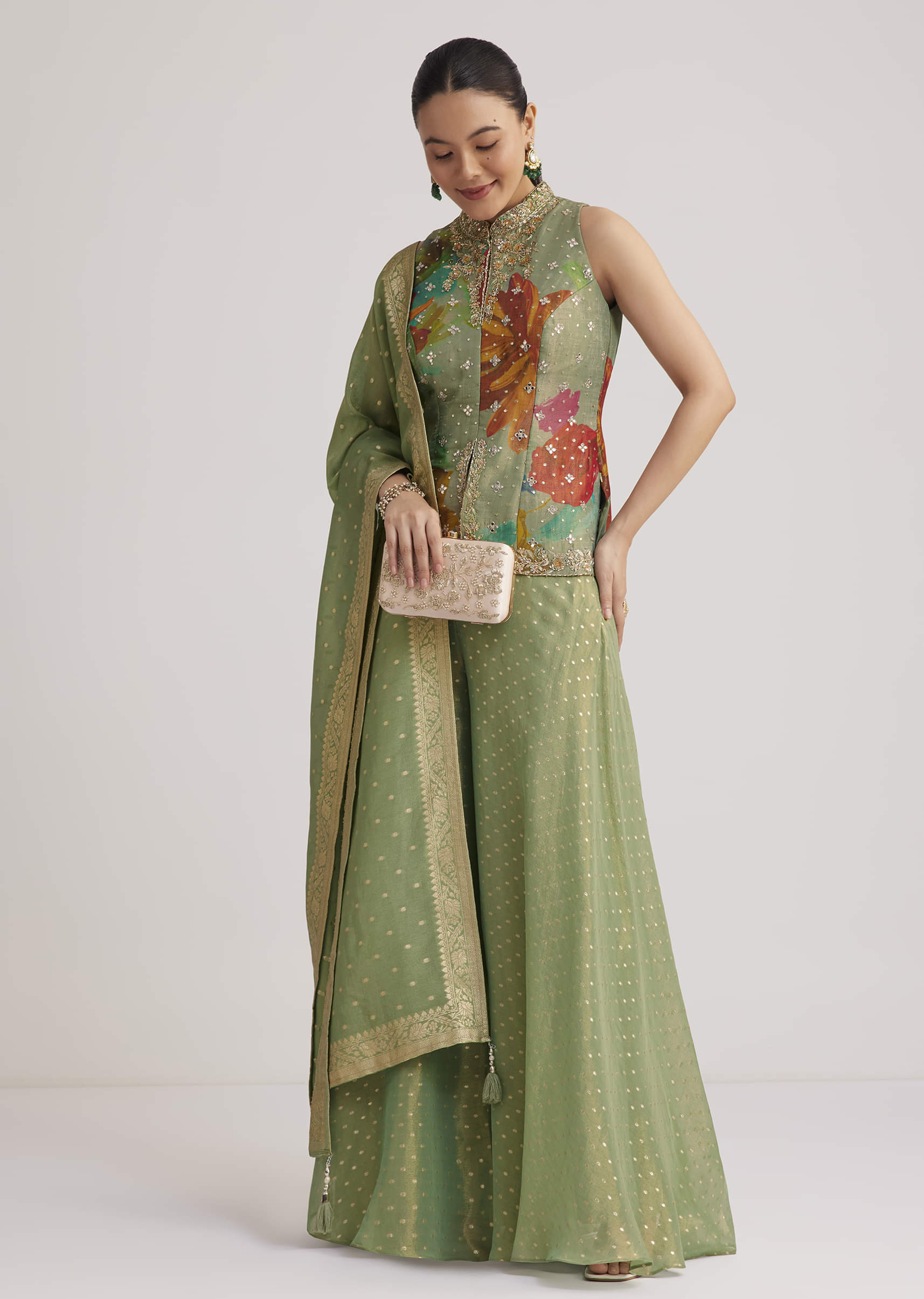 pista_green_floral_embroidered_palazzo_set-sg295810_6_800f3248-9068-41df-a33f-2ac274997fa5.jpg