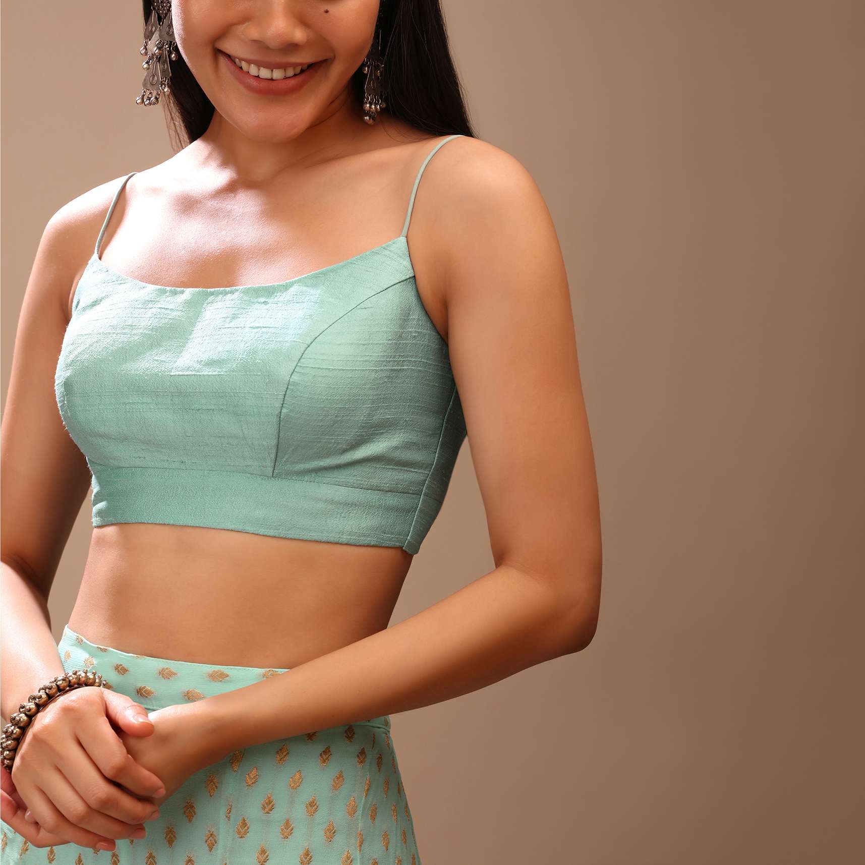 pool_blue_blouse-m001blat455y-sg92265_2_0f508d39-77fb-43e2-9b6c-4003b02749a5.jpg