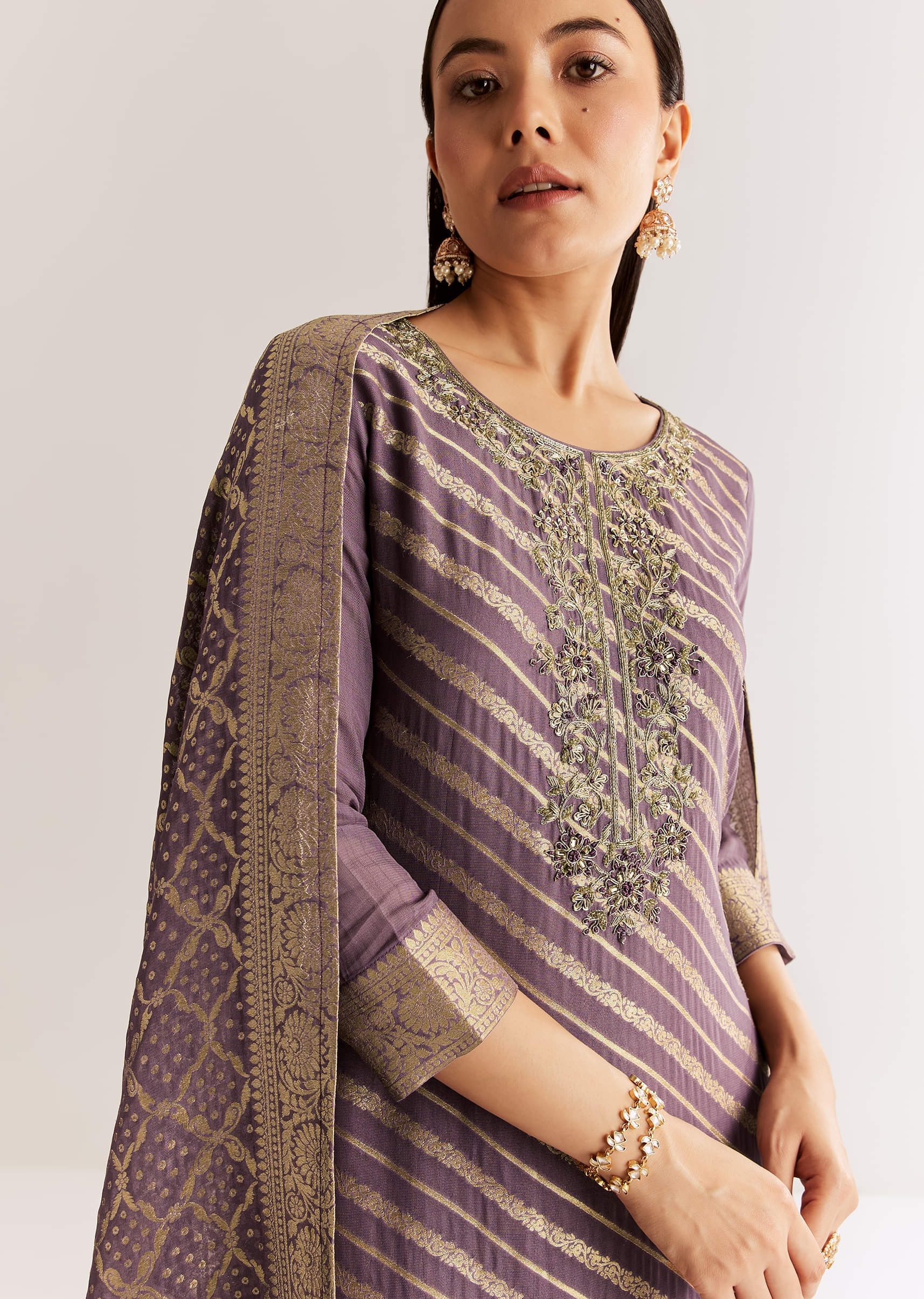 purple-banarasi-georgette-kurta-set-with-zardosi-and-cutdana-work-sg320331-1_8385affe-1459-4d28-8279-8979190daac4.jpg