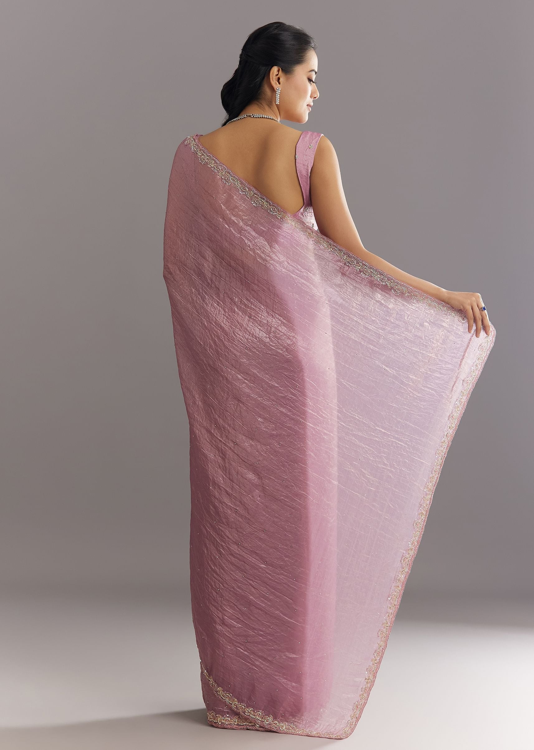 purple-crushed-tissue-saree-with-stone-embellishment-and-embroidered-border-sg285430-4_b847e2ad-9e80-40b4-ae13-8e1294579069.jpg