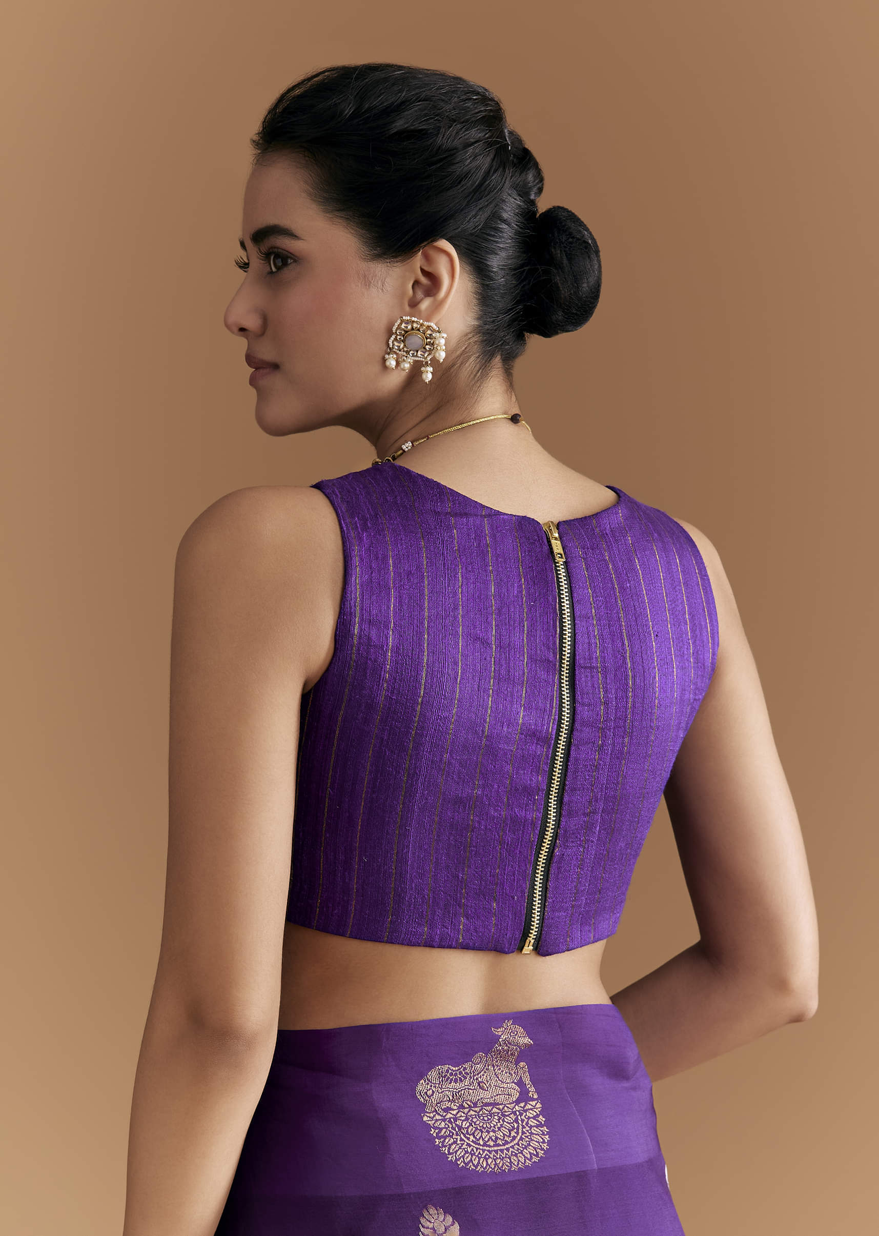 purple-linen-woven-saree-with-brocade-and-zari-work-sg346399-8.jpg