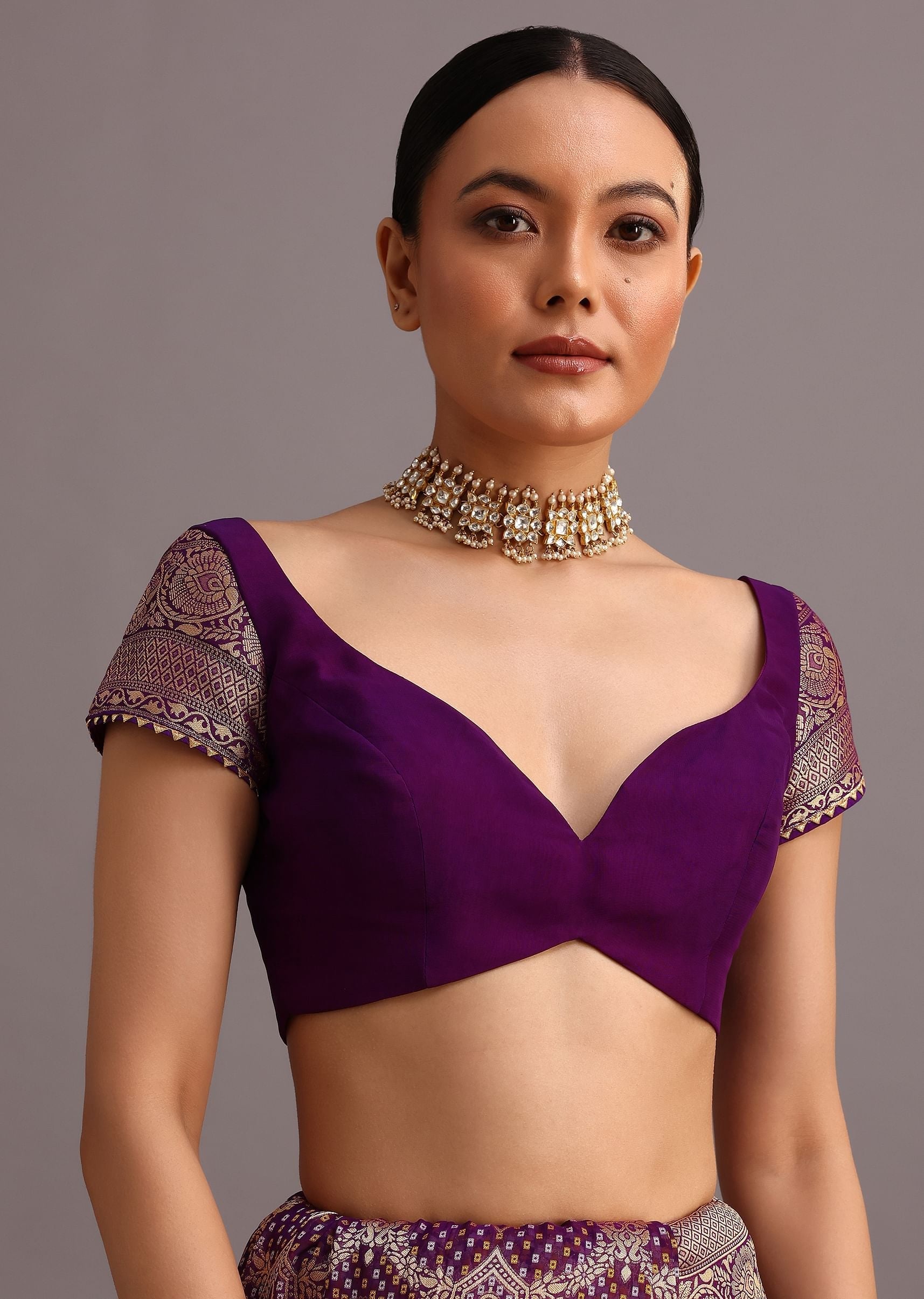 purple_khaddi_georgette_woven_saree_in_bandhani_detail-sg262856_5_c52faee3-f6cf-4794-bc94-2abd9af0d546.jpg