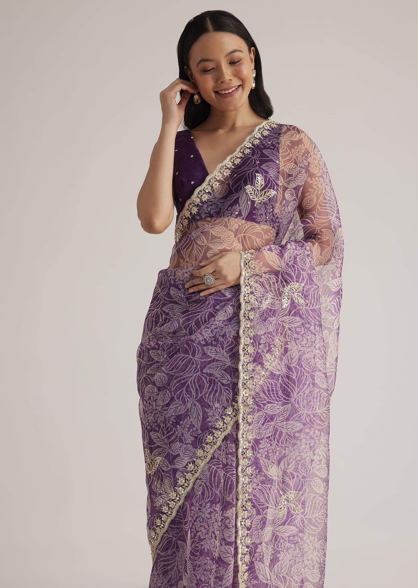 purple_leafy_printed_organza_saree_with_embroidered-sg272120_14_73118113-b7bf-46e7-9b6f-861cc3c86be7.jpg