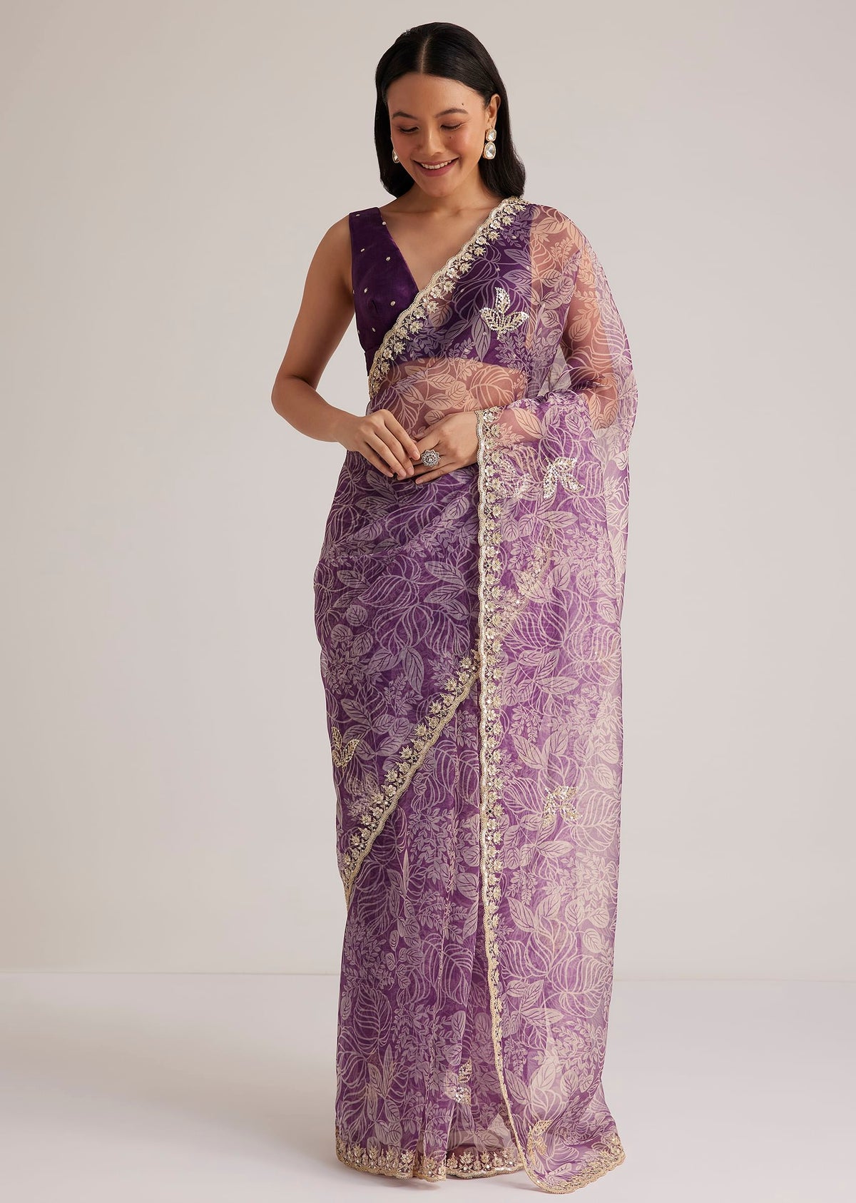 purple_leafy_printed_organza_saree_with_embroidered-sg272120_16_058e0e88-3f05-48ba-8e64-be15a791313d.jpg