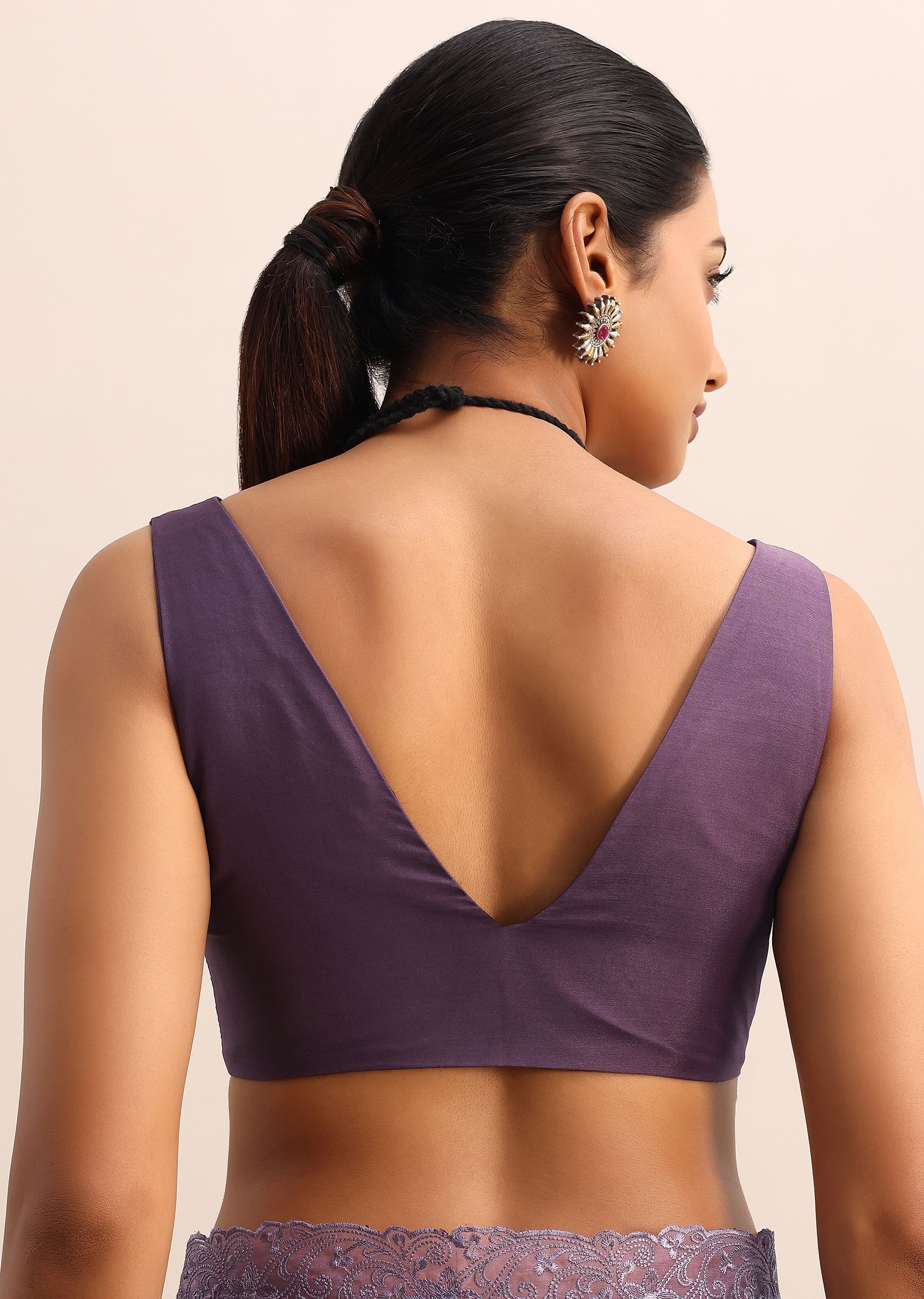 purple_organza_saree_with_floral_thread_work_borde-sg227086_11_1461e2ee-9c1c-454a-8dd4-c250b96639ed.jpg