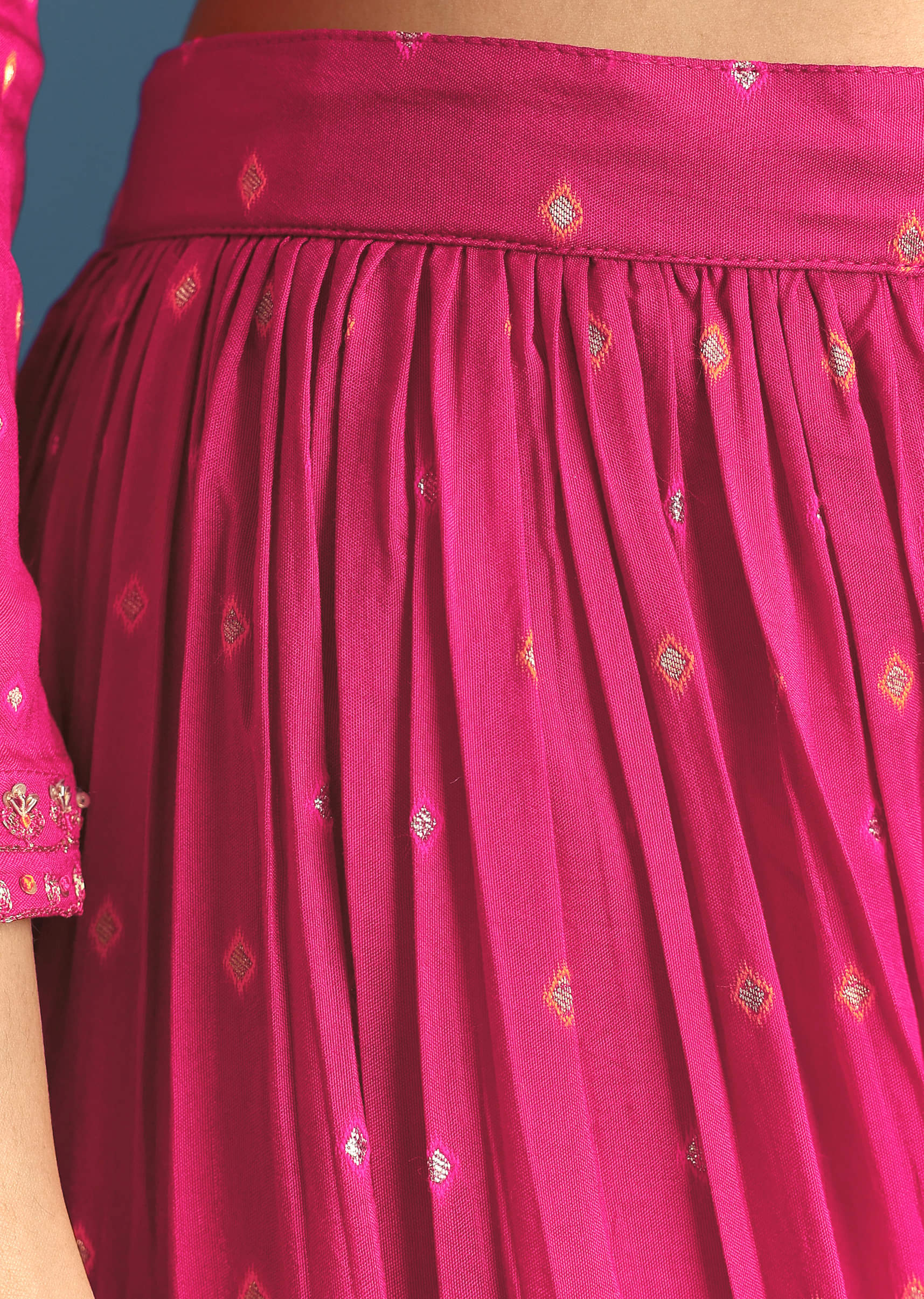 rani-pink-russian-silk-kurta-palazzo-with-banarasi-dupatta-sg328429-6_3ed39354-6f04-4a82-92bc-f88d1bdeba03.jpg