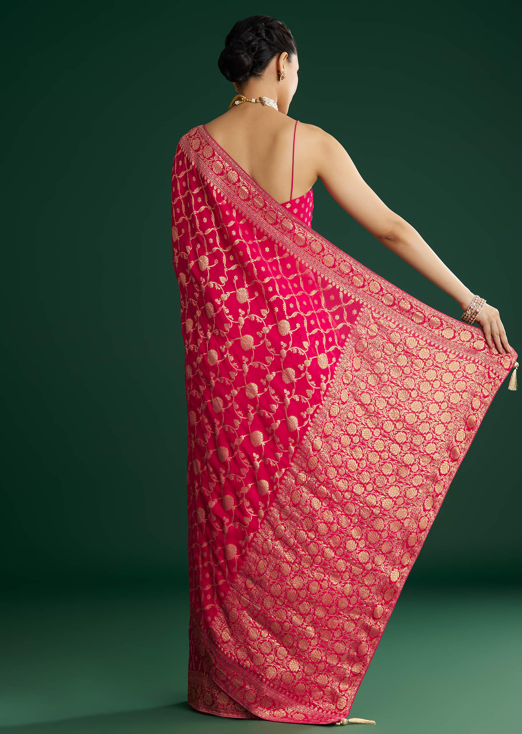 rani-pink-woven-saree-with-jaal-work-and-floral-border-sg311895-6_a7d8fd7b-ecfb-46e7-bbba-7b12ea0ce16e.jpg
