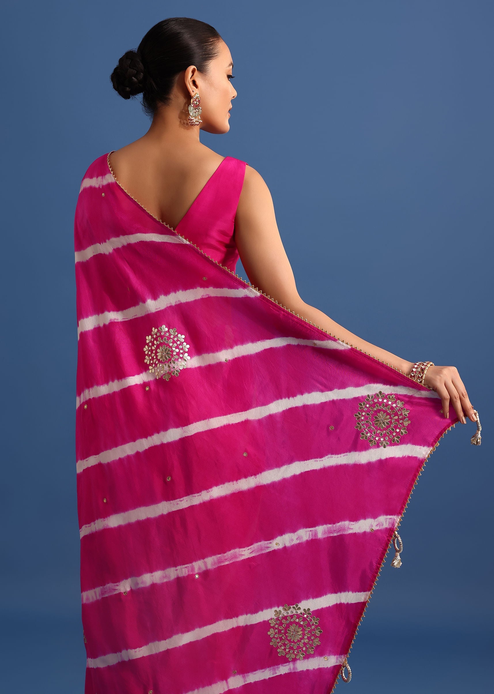 rani_pink_hand_dyed_lehriya_silk_saree_with-sg255139_8_8dab2b7b-f912-463e-8e2e-c802c1792a24.jpg