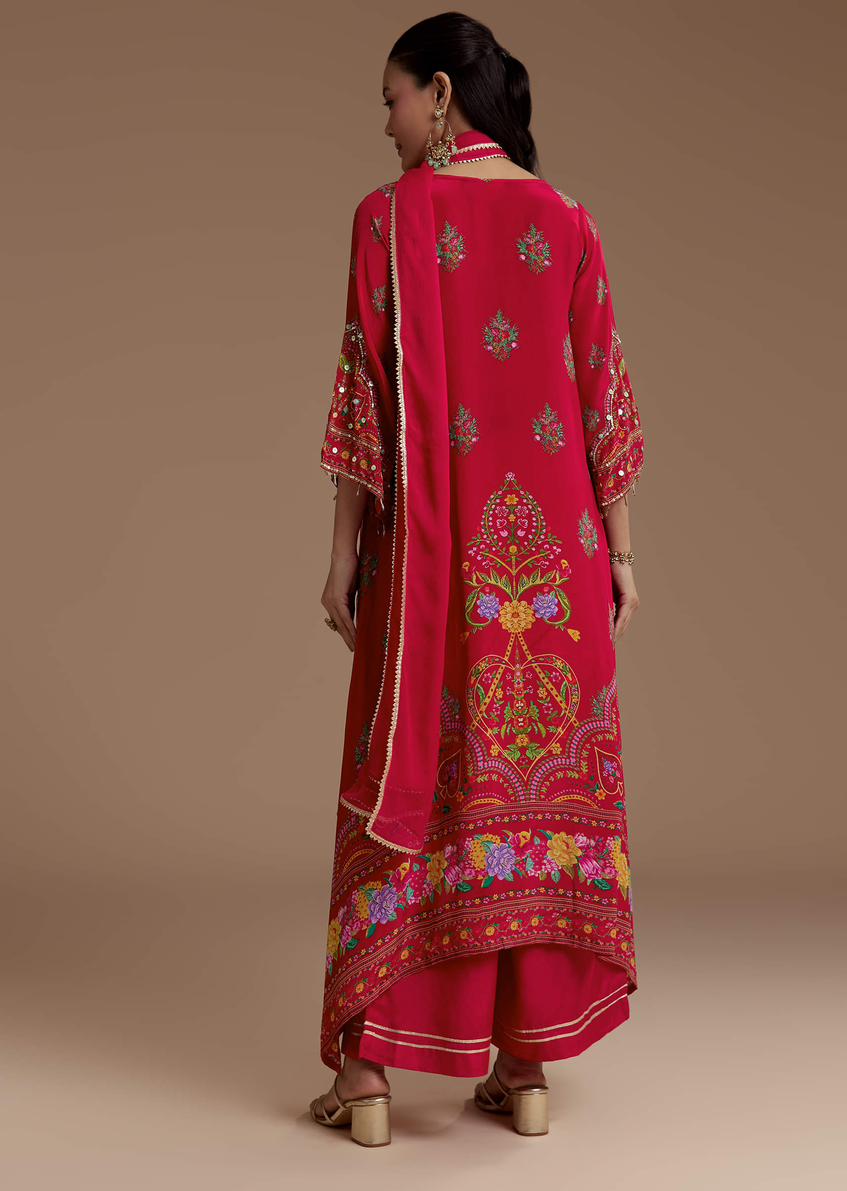 red-asymmetric-floral-print-kurta-set-sg344775-5_f42af6ea-3e05-4b1e-9045-ad372368df2a.jpg