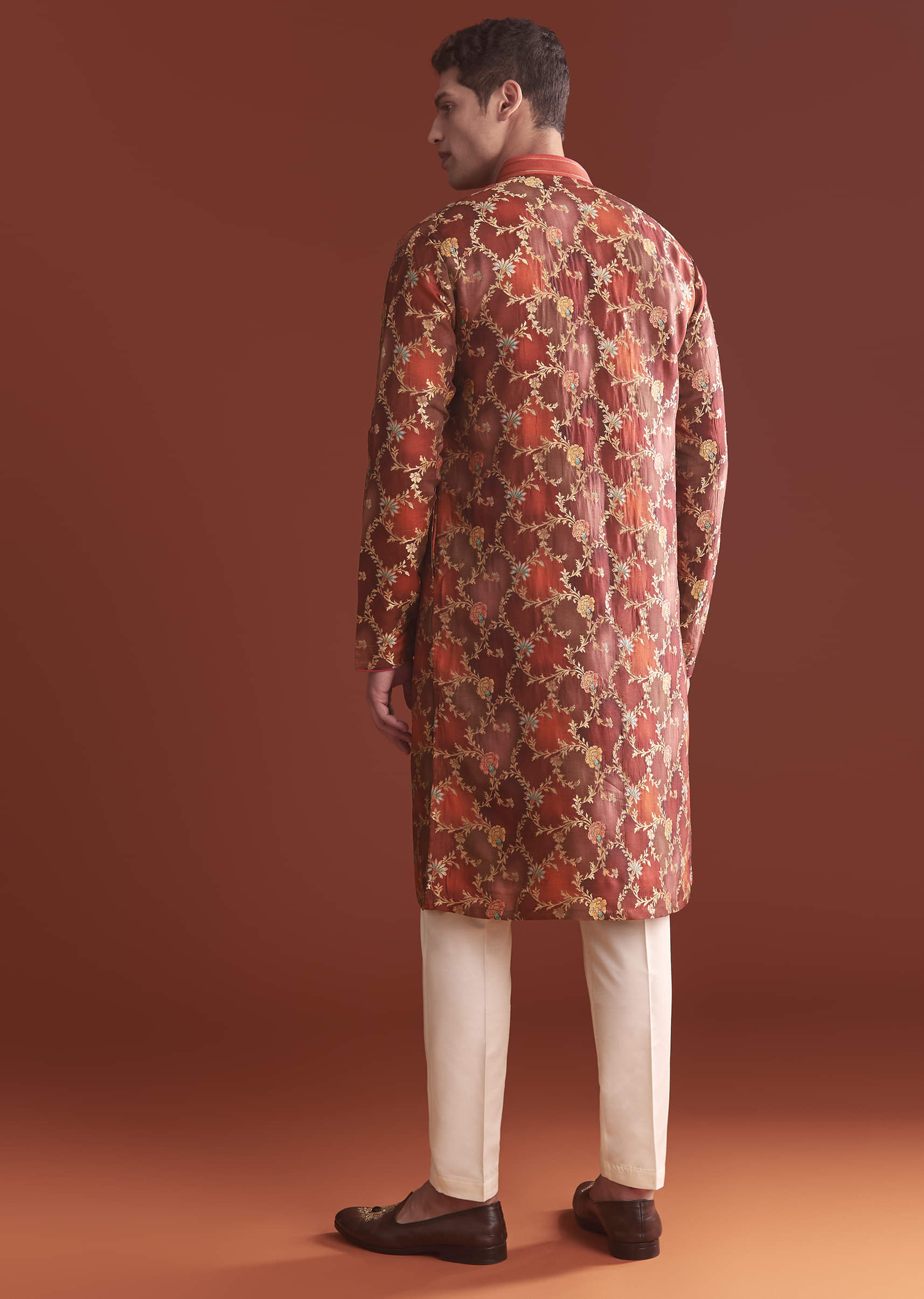red-banarasi-kurta-set-for-men-with-floral-pattern-sg357005-5.jpg