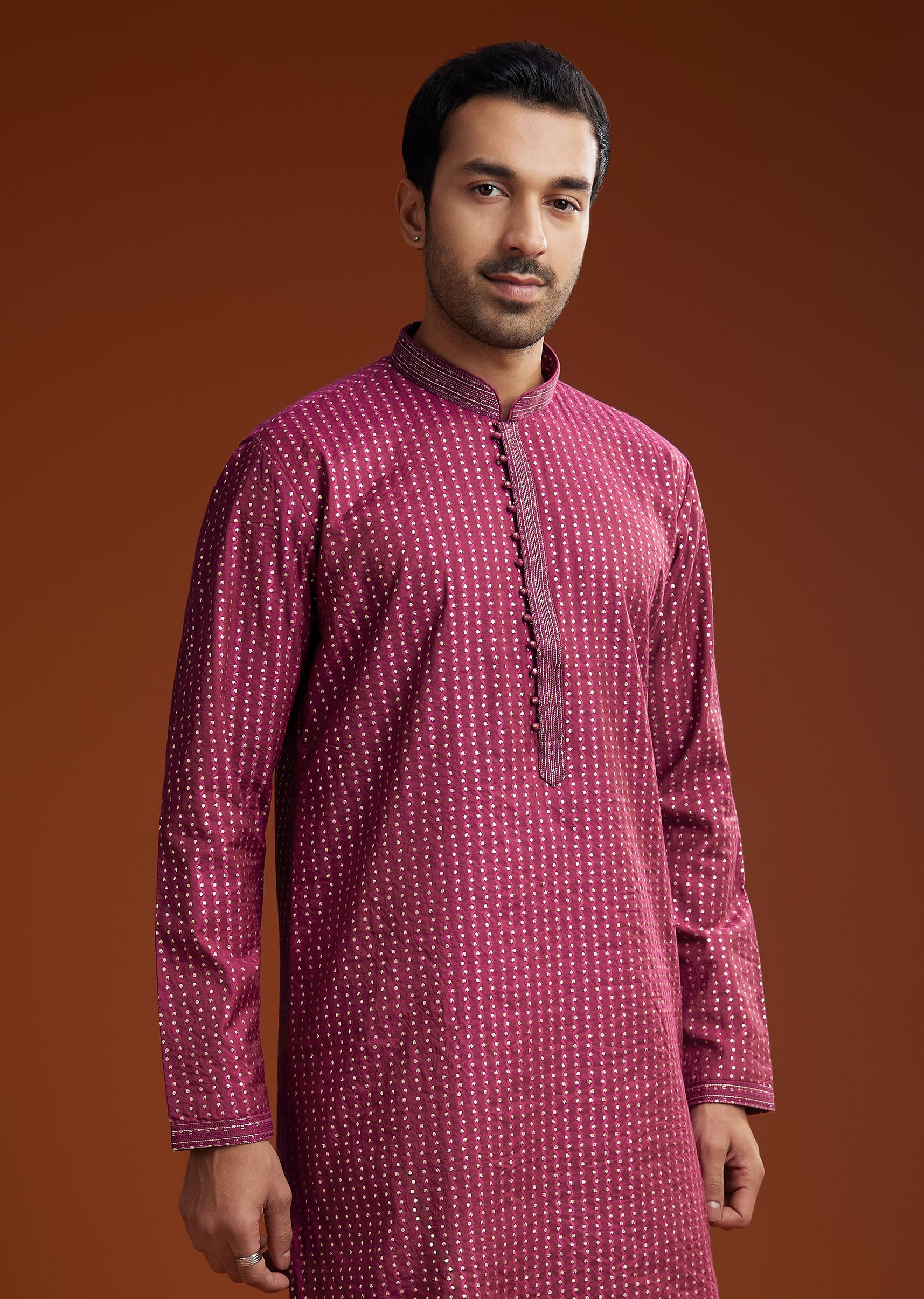 red-banarasi-silk-kurta-pant-set-sg310908-3_5f4f683d-0557-4ca8-a38d-6b63d73a73d6.jpg