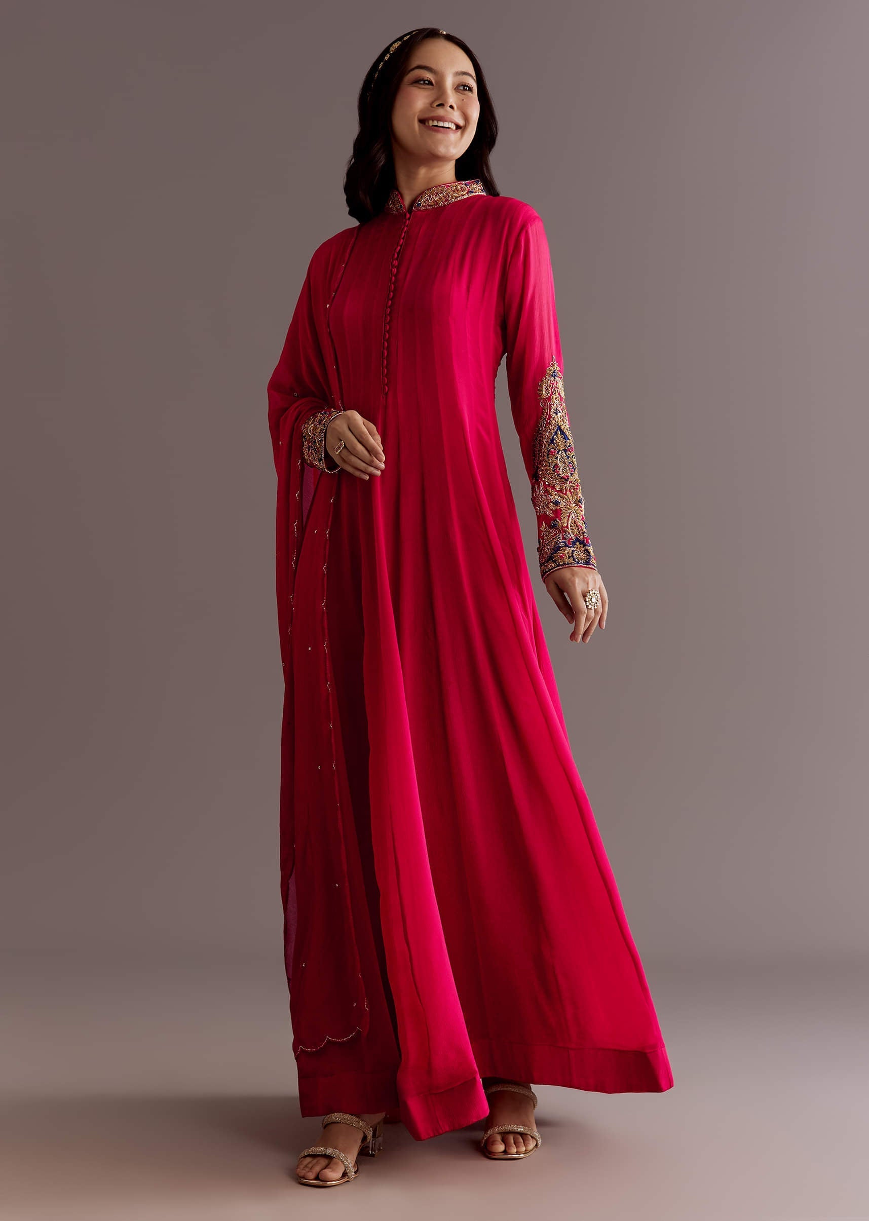 red-chinon-zardosi-anarkali-suit-with-cutdana-dupatta-sg316023-1_5d5550c0-4818-4520-ae43-d17a356171ff.jpg