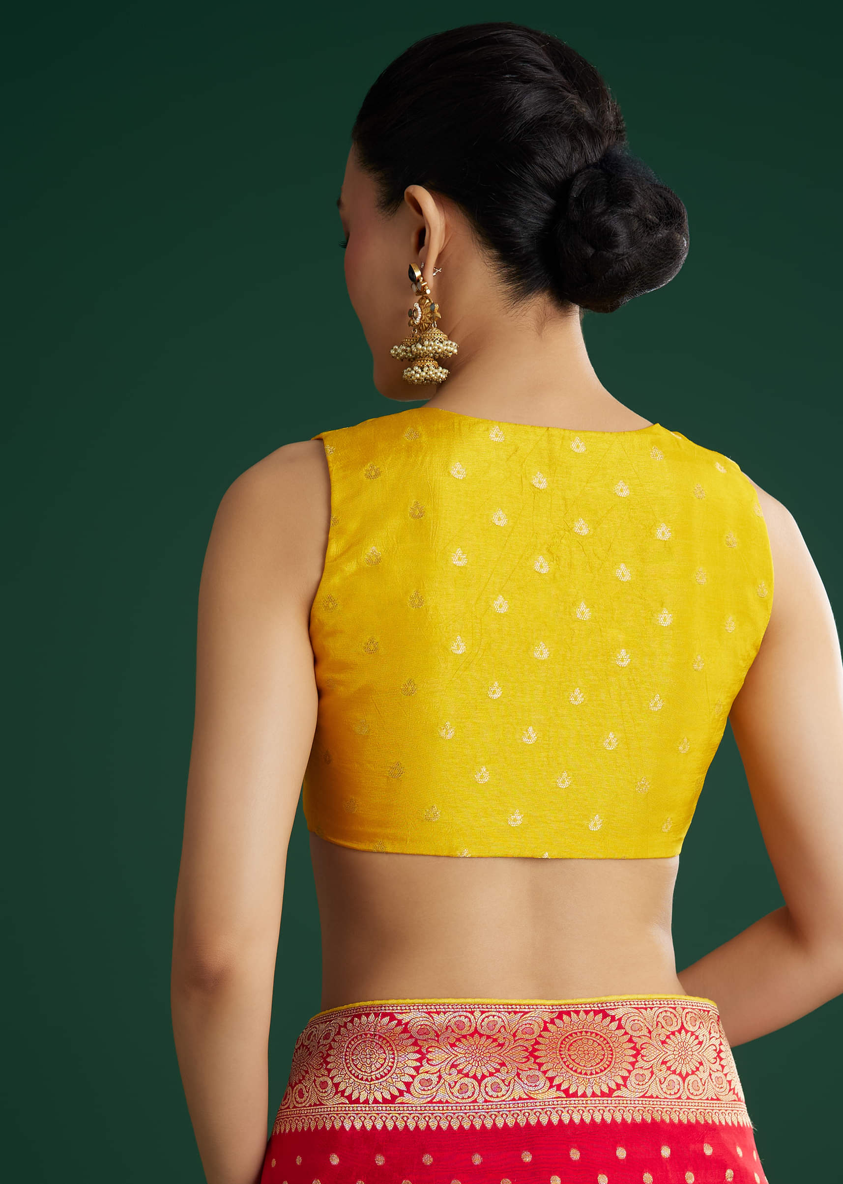 red-dola-silk-saree-with-butti-and-floral-woven-border-sg311865-8_bf09465e-a72a-4f62-a10b-be498d5c1d73.jpg
