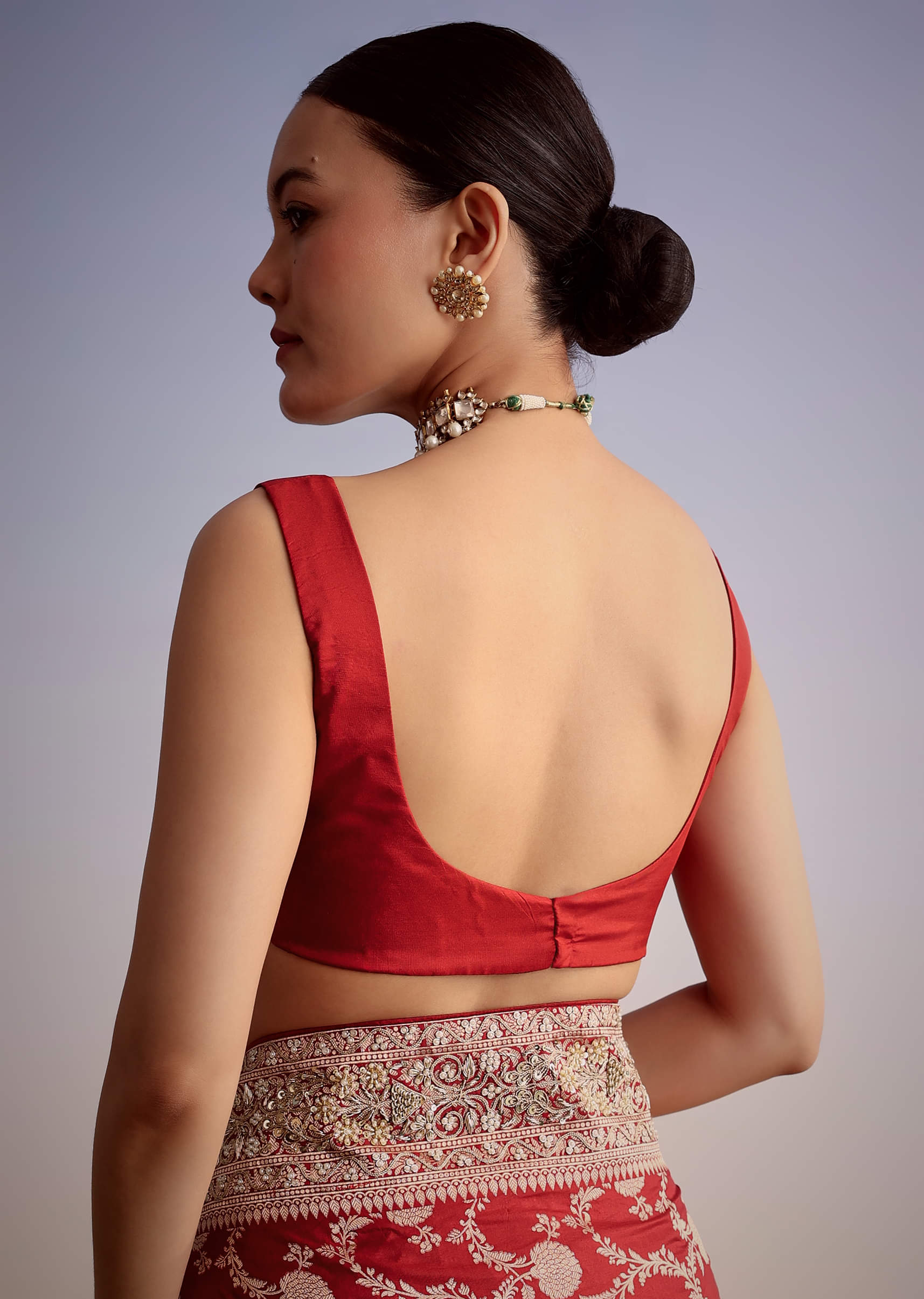red-dola-silk-saree-with-floral-jaal-work-sg257665-8_7b97154a-33b5-4c62-9ce3-8d8d5d0f87e0.jpg