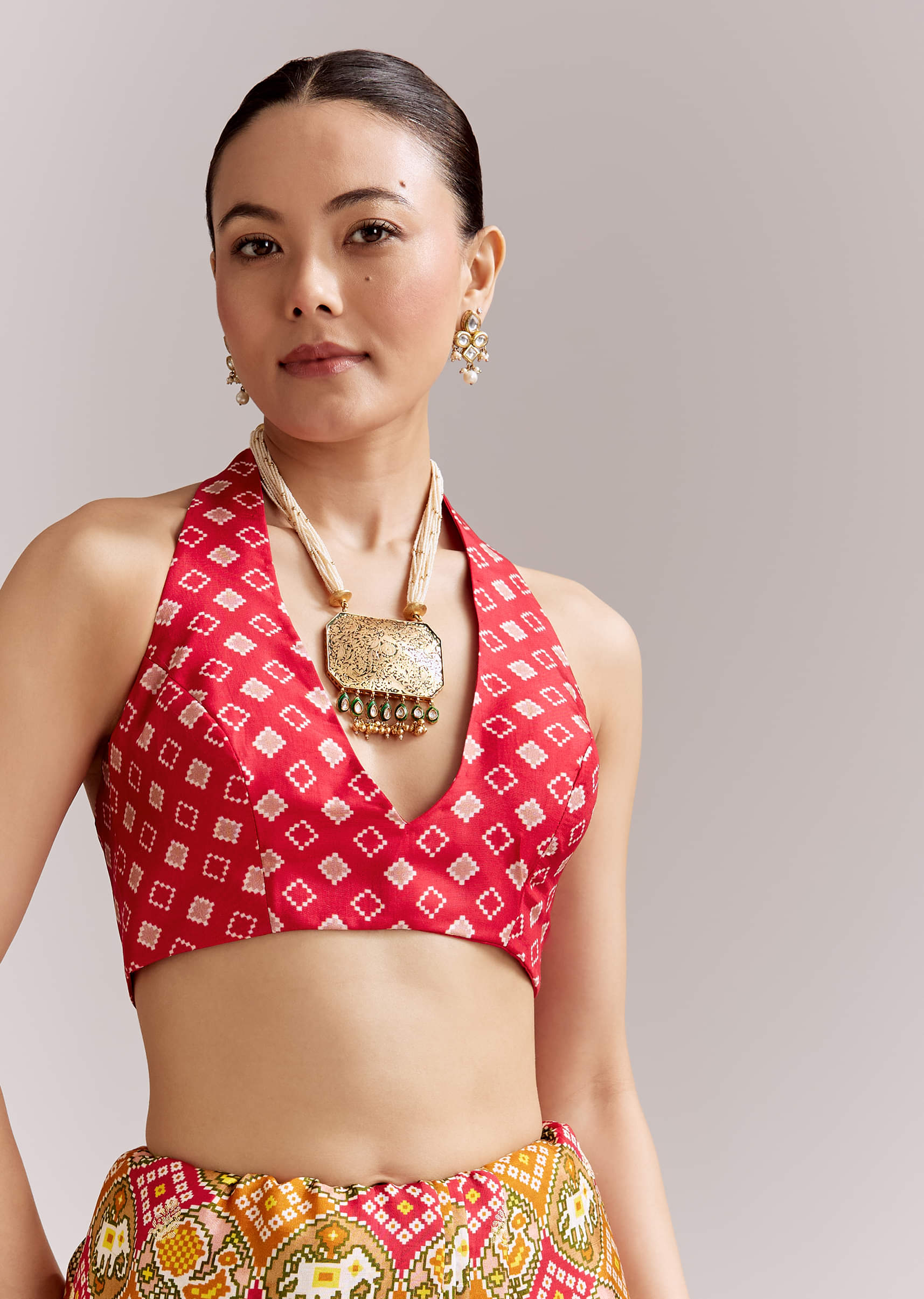 red-dola-silk-woven-bandhani-saree-with-gotapatti-detailing-sg351924-7.jpg