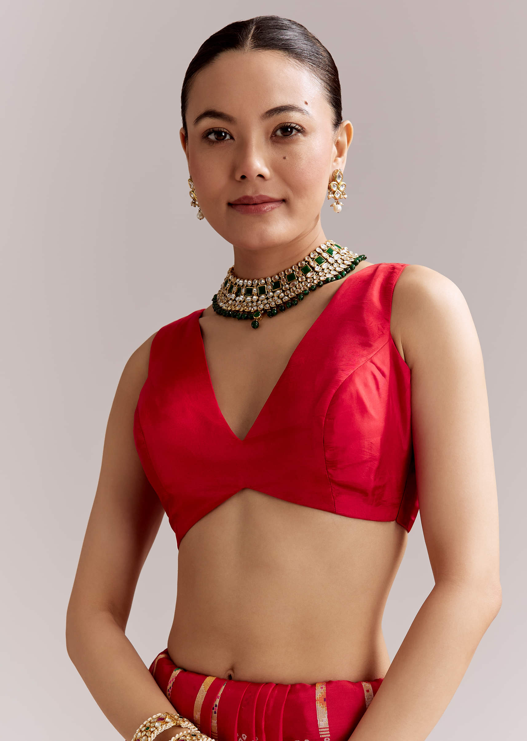 red-dola-silk-woven-saree-with-bandhani-motifs-and-zari-border-sg351903-7.jpg