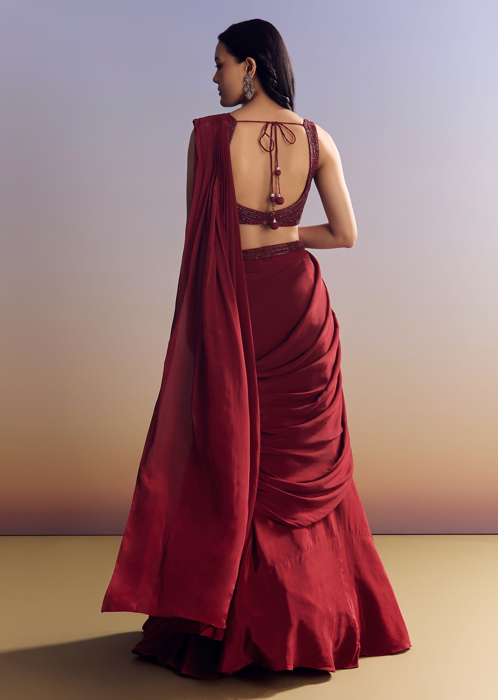 red-lehenga-set-with-cut-dana-blouse-and-net-dupatta-sg319637-5_0ae02106-863c-4f6d-9a93-7ea70cd4325a.jpg