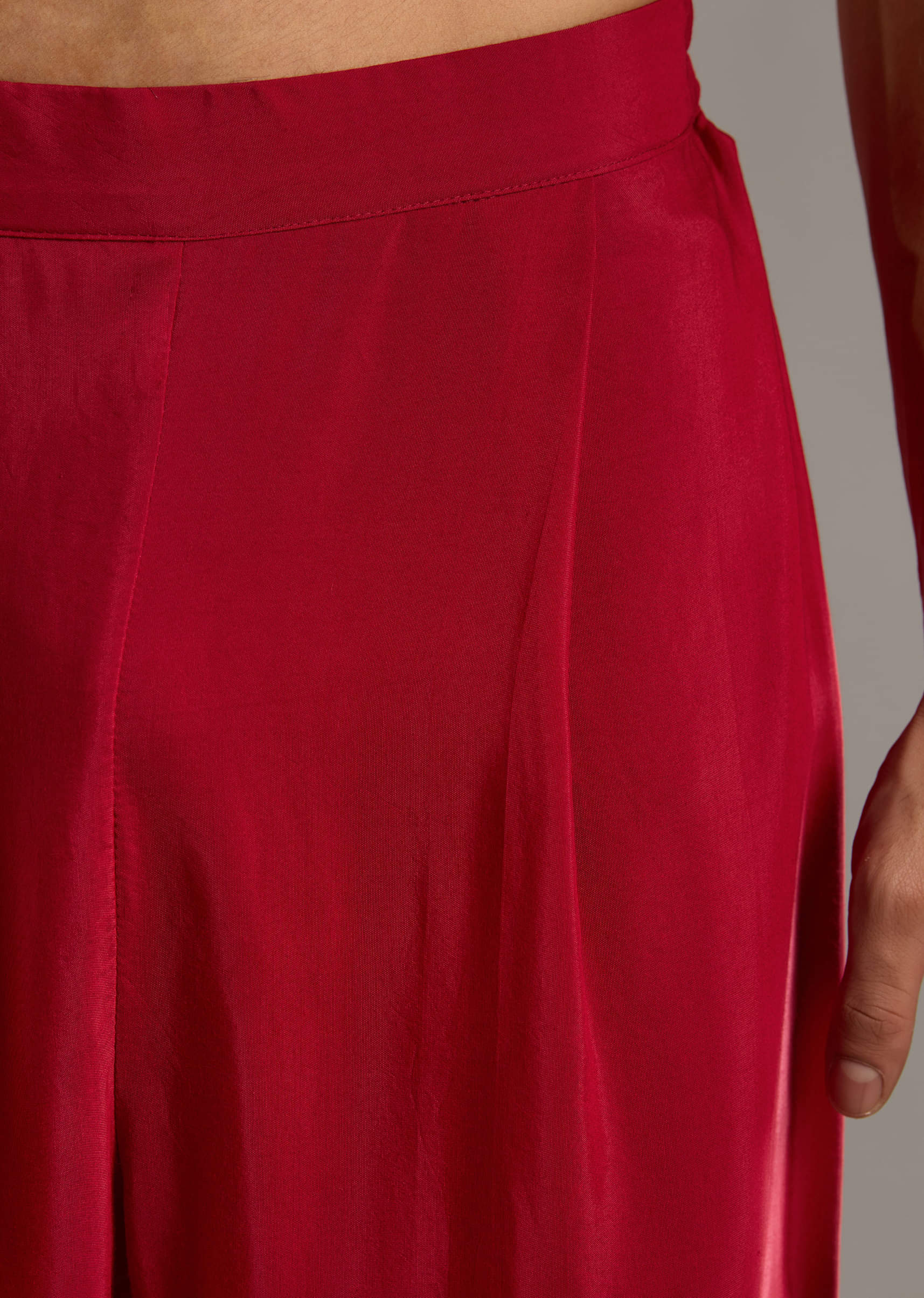 red-modal-kurta-set-for-men-with-hand-dyed-leheriya-print-sg349629-6.jpg