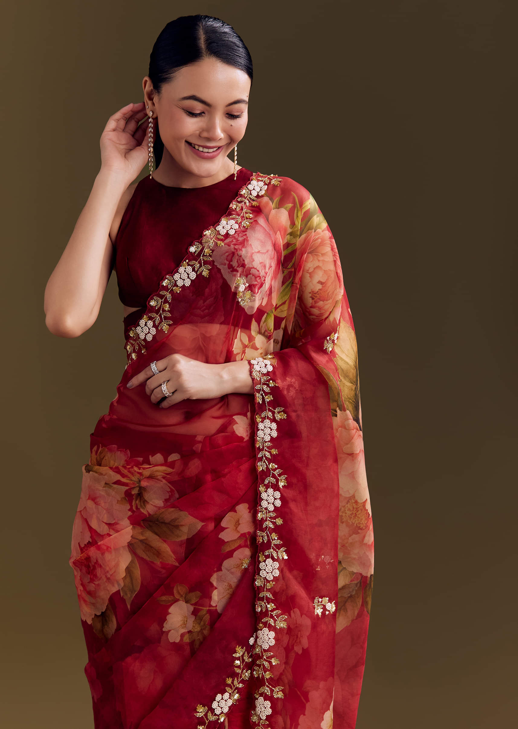 red-organza-saree-with-florals-and-cutdana-border-sg297625-2_cc842d9e-6aeb-4676-aeed-6fd11b8037d1.jpg