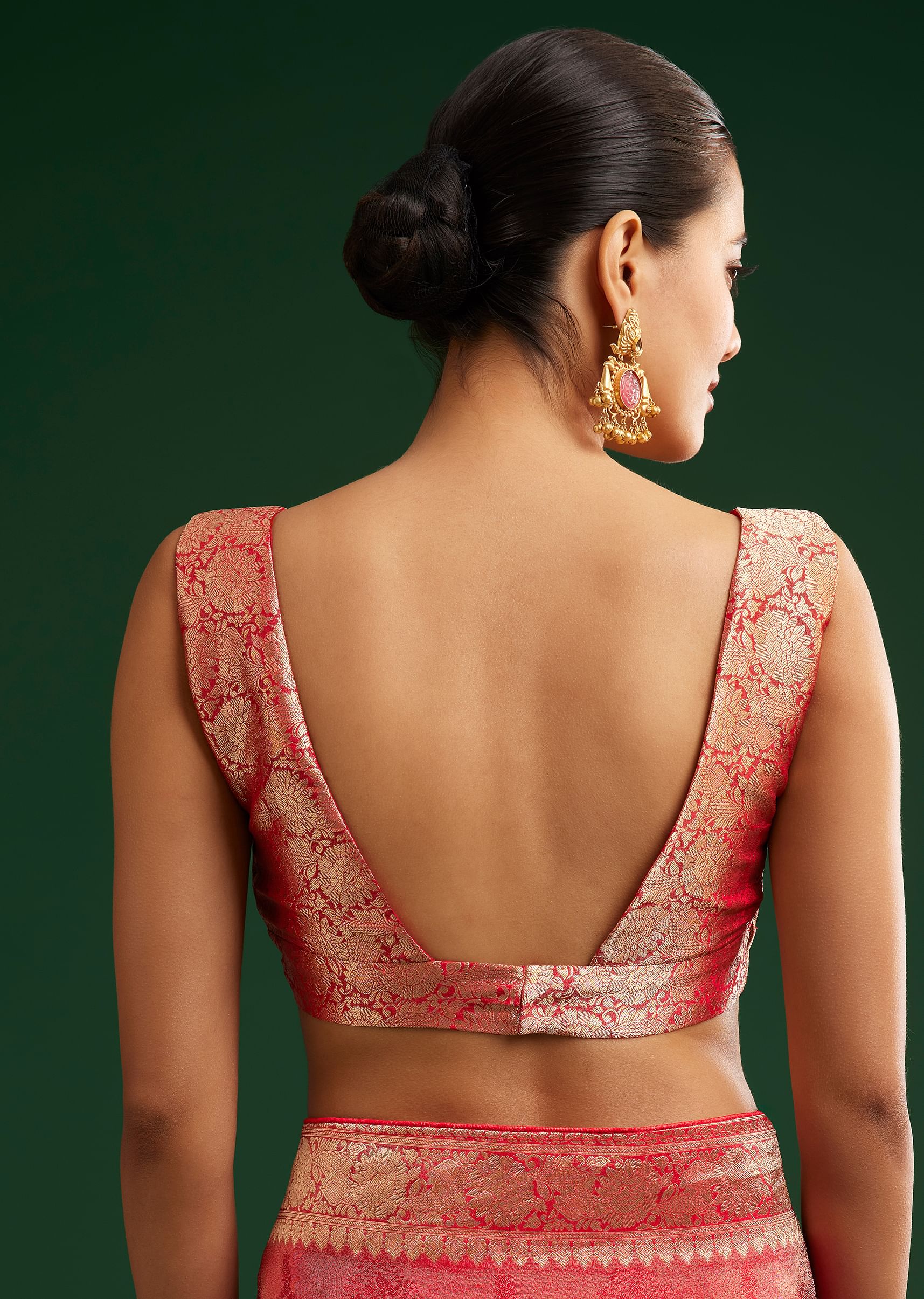 red-saree-with-zari-motif-and-heavy-embroidered-blouse-sg292409-8_0a2adb2d-5882-4782-938c-b8992f24b472.jpg