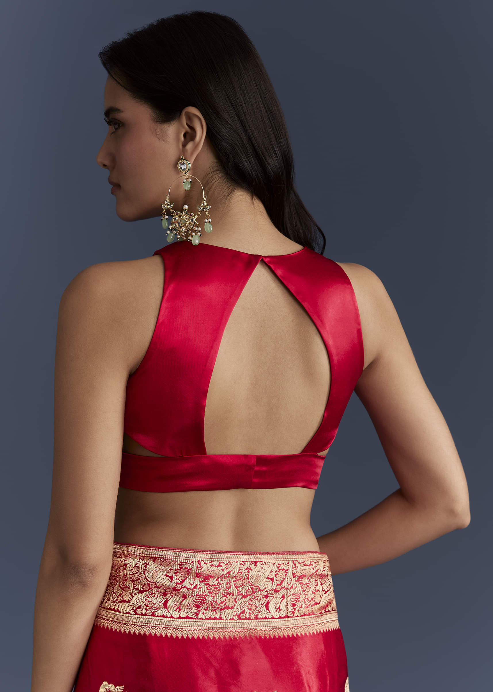 red-satin-woven-saree-with-zari-work-sg350502-8.jpg