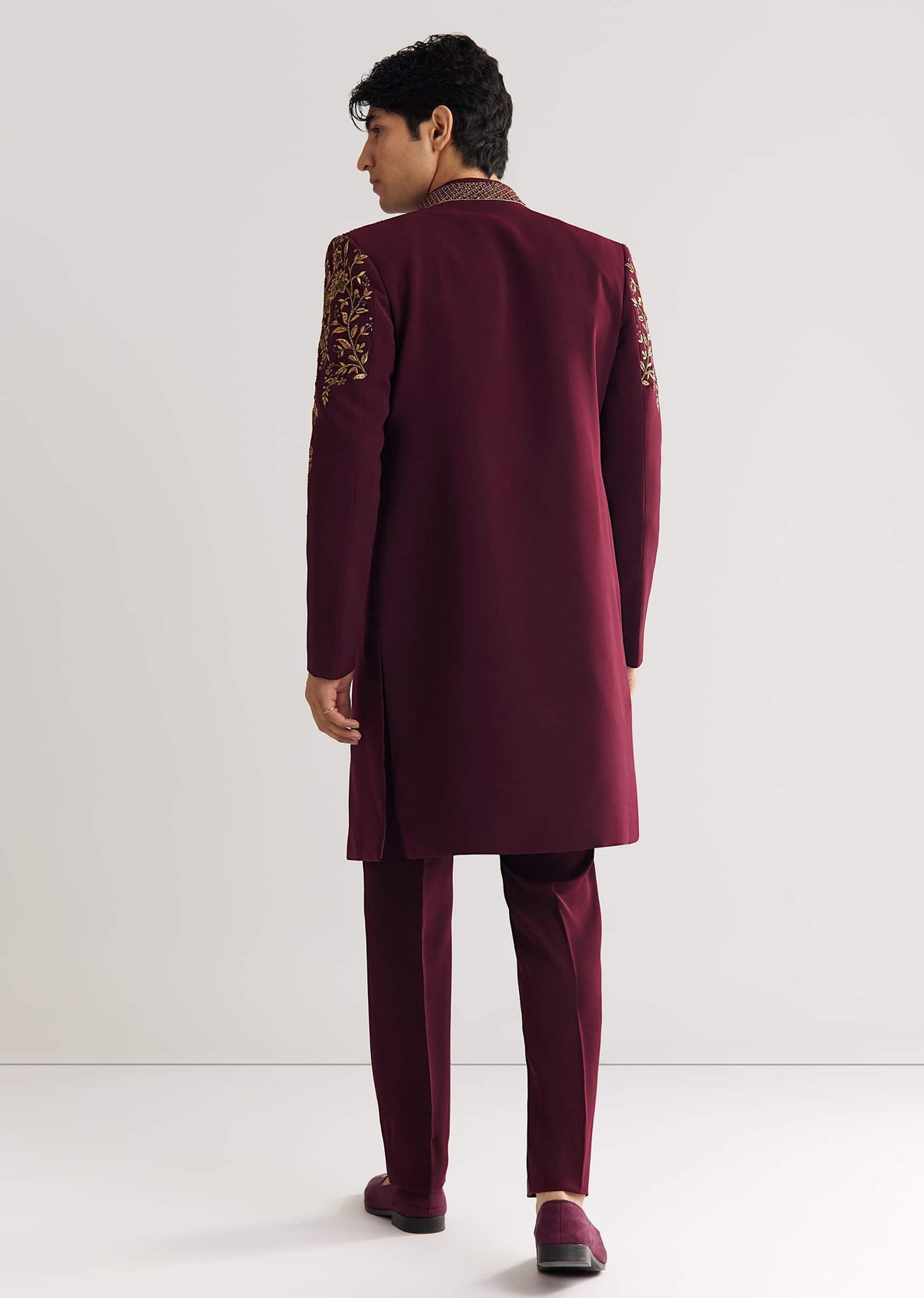 red-suiting-indo-western-with-zardosi-floral-work-sg311629-5_1_65b232bd-32ba-440b-9065-fd06b7de07e5.jpg