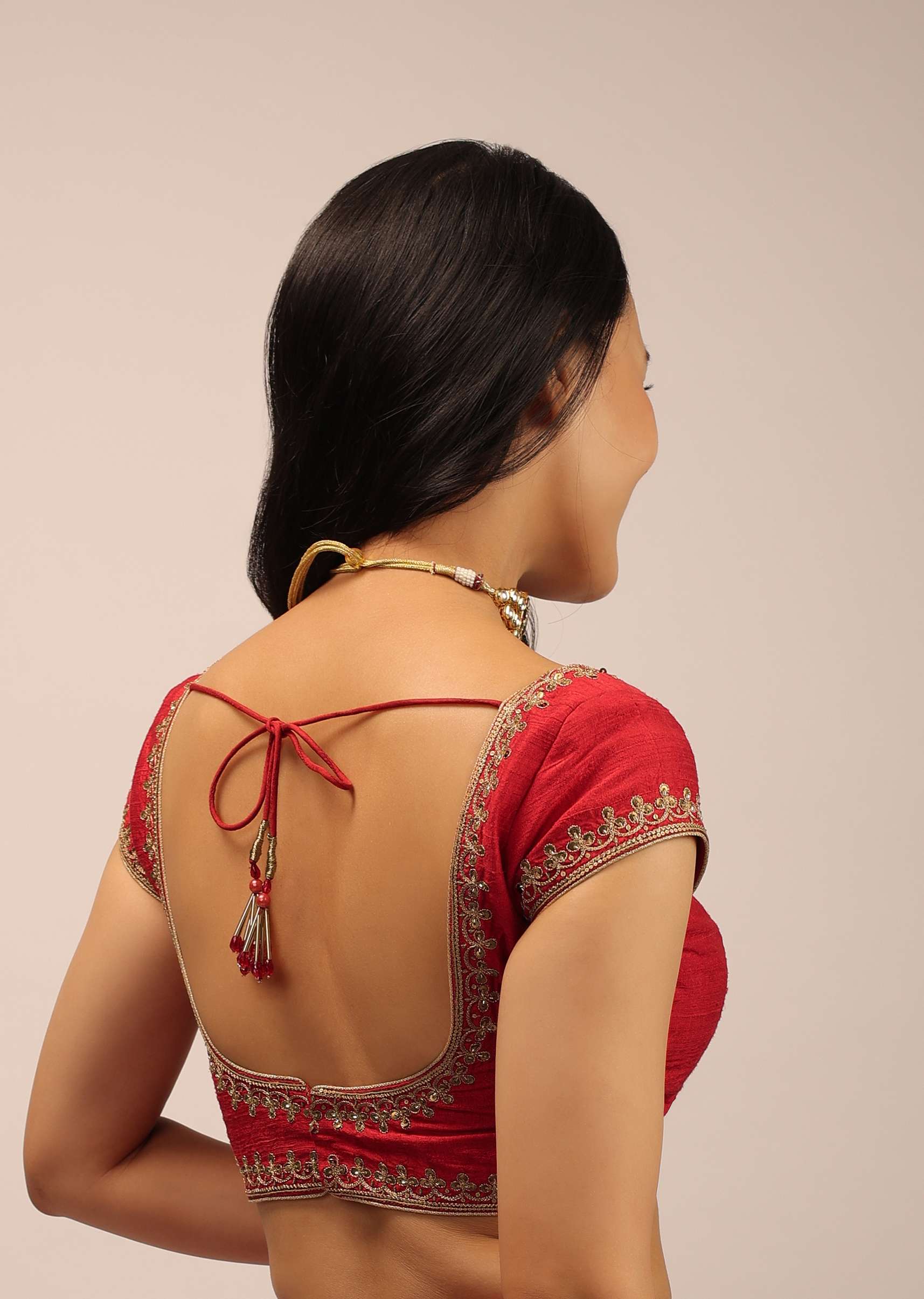 red_blouse_in_raw_silk_with_cap_sleeves_round_neckline-sg100143_1_553b2b43-fd82-451c-b8c1-14fe6e1f9d21.jpg