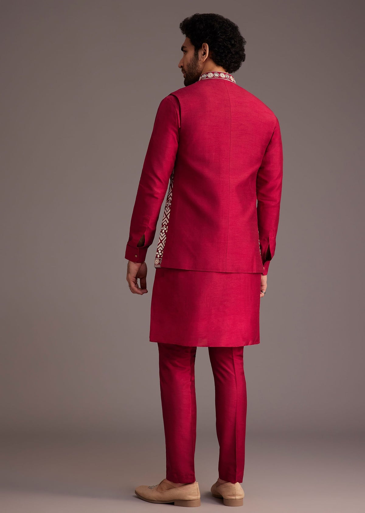red_floral_embroidered_jacket_kurta-sg259821_2_7779724f-dd54-43af-ac7e-ce60bceb4fc9.jpg