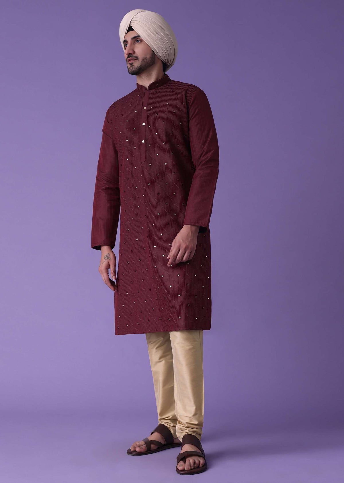 red_kurta_set_in_cotton_silk_with_mirror_embroidery-sg145954_6_b20a58aa-4aec-41d8-b3f7-ffc47ea14533.jpg